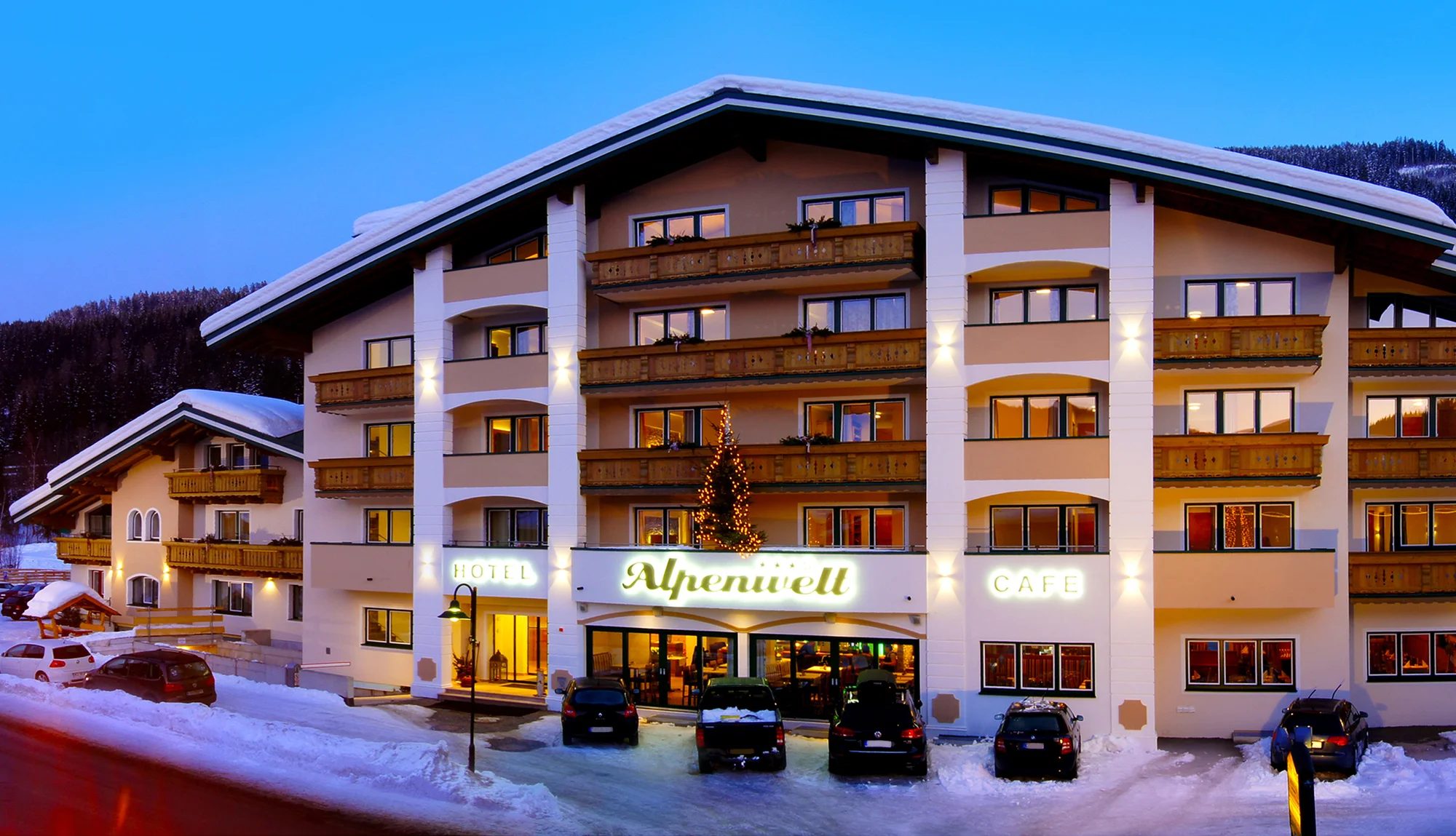 Na lyže do Flachau: dovolená s polopenzí a wellness, hotel blízko sjezdovky, first minute sleva