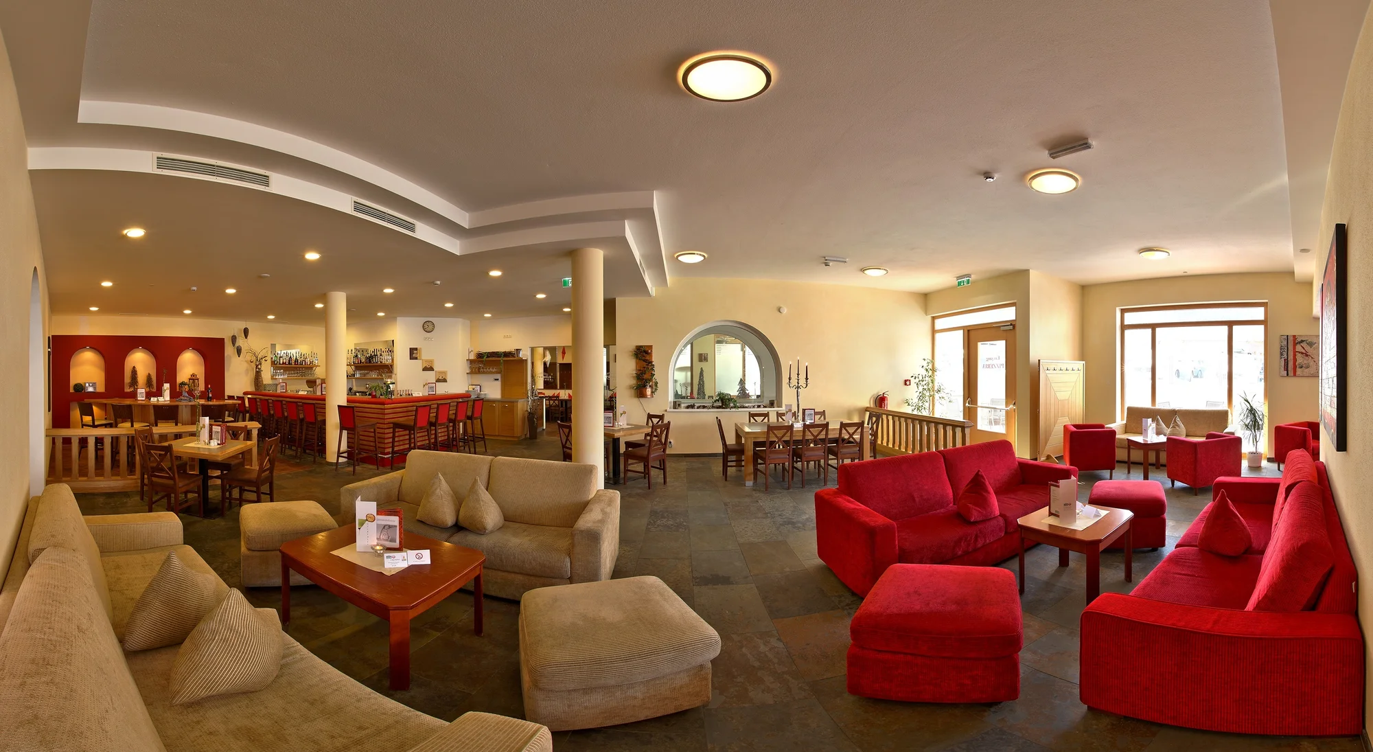 Tyrolské Alpy: 4* hotel u sjezdovky, polopenze, wellness a dětský program