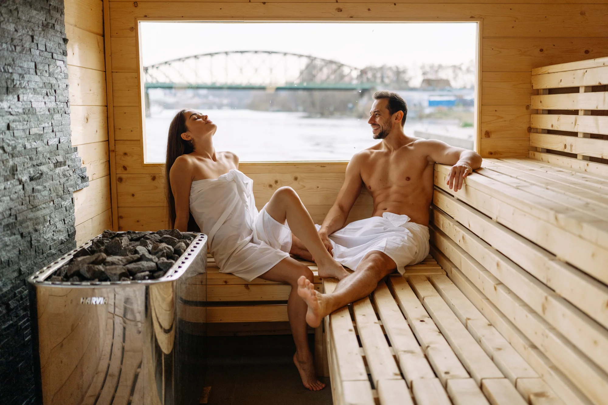 2 hodiny v sauně na Vltavě: relax pro 1-2 osoby s výhledem na Vyšehrad