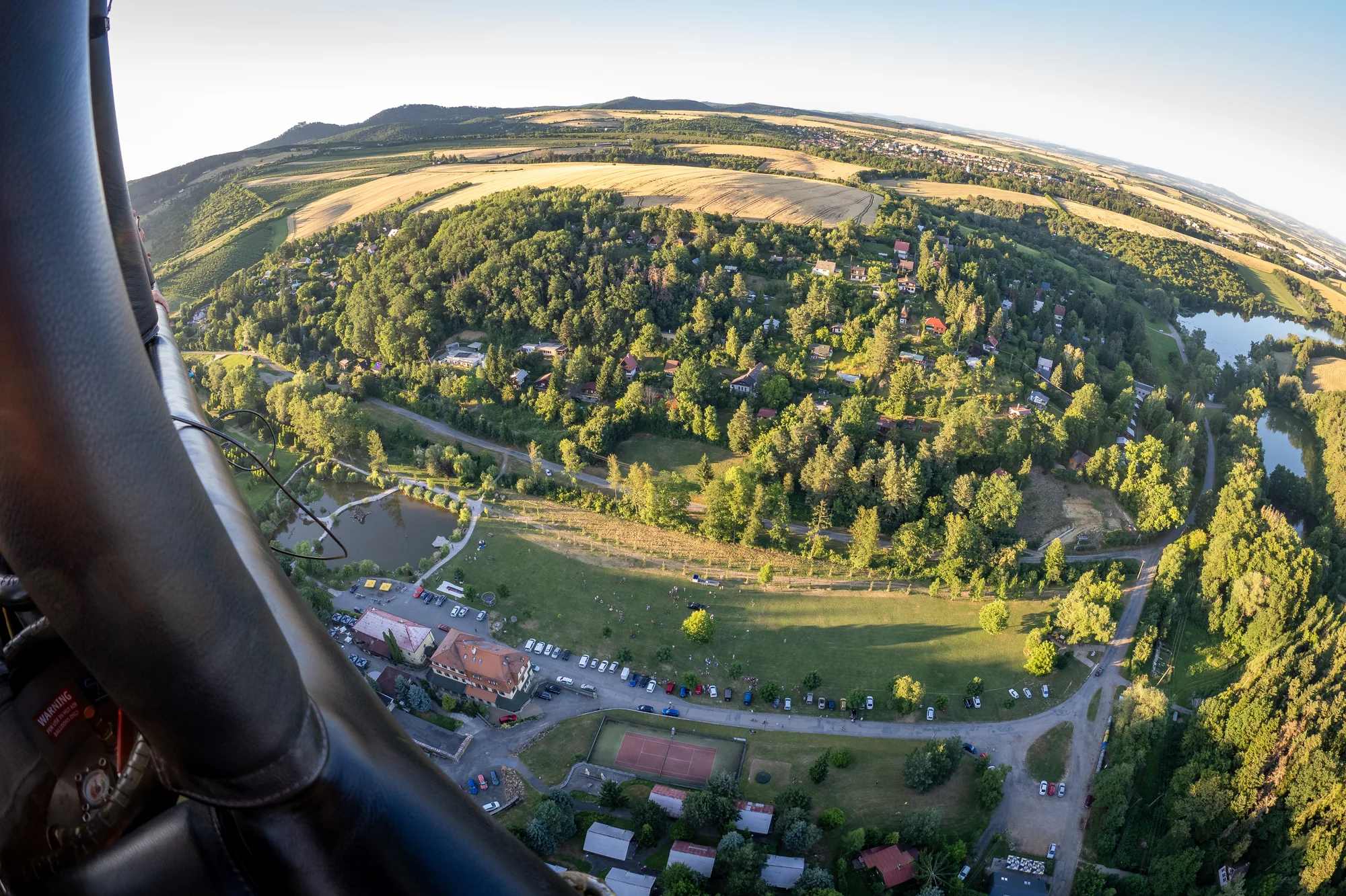 Za krásami Moravy a Vysočiny: veřejné i privátní lety balónem, pro 2–⁠⁠⁠⁠⁠⁠4 osoby