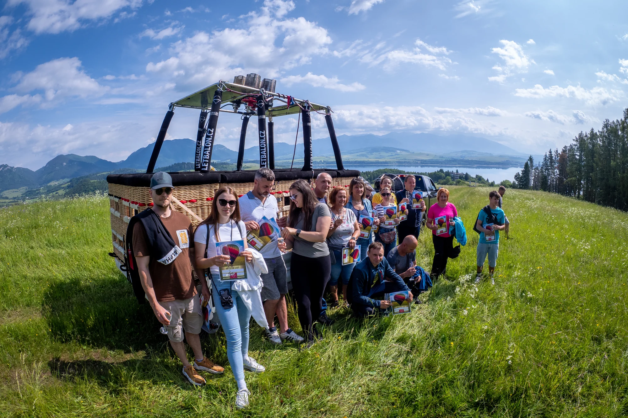Za krásami Moravy a Vysočiny: veřejné i privátní lety balónem, pro 2–⁠⁠⁠⁠⁠⁠4 osoby