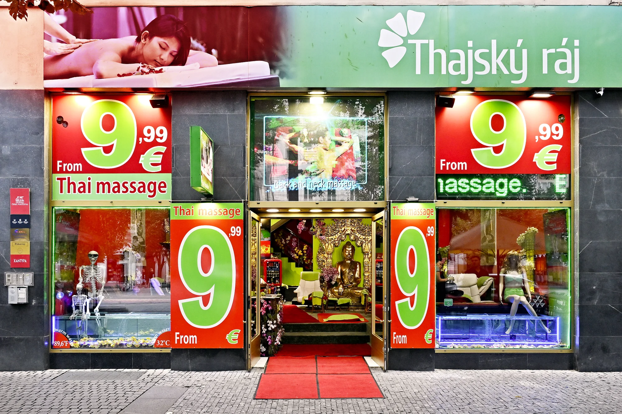 Masáž v Thajském ráji v centru Prahy: 30–60 minut relaxace, na výběr 3 masáže