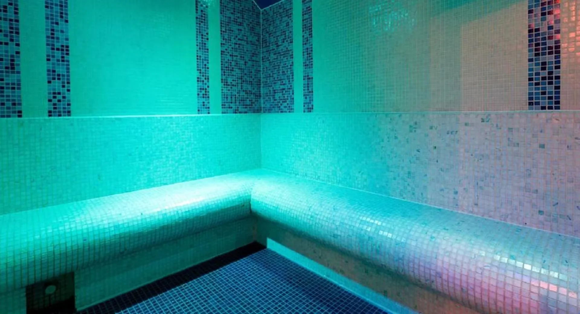4* hotel v Krakově se stravou, wellness a možností vstupu do sousedního aquaparku