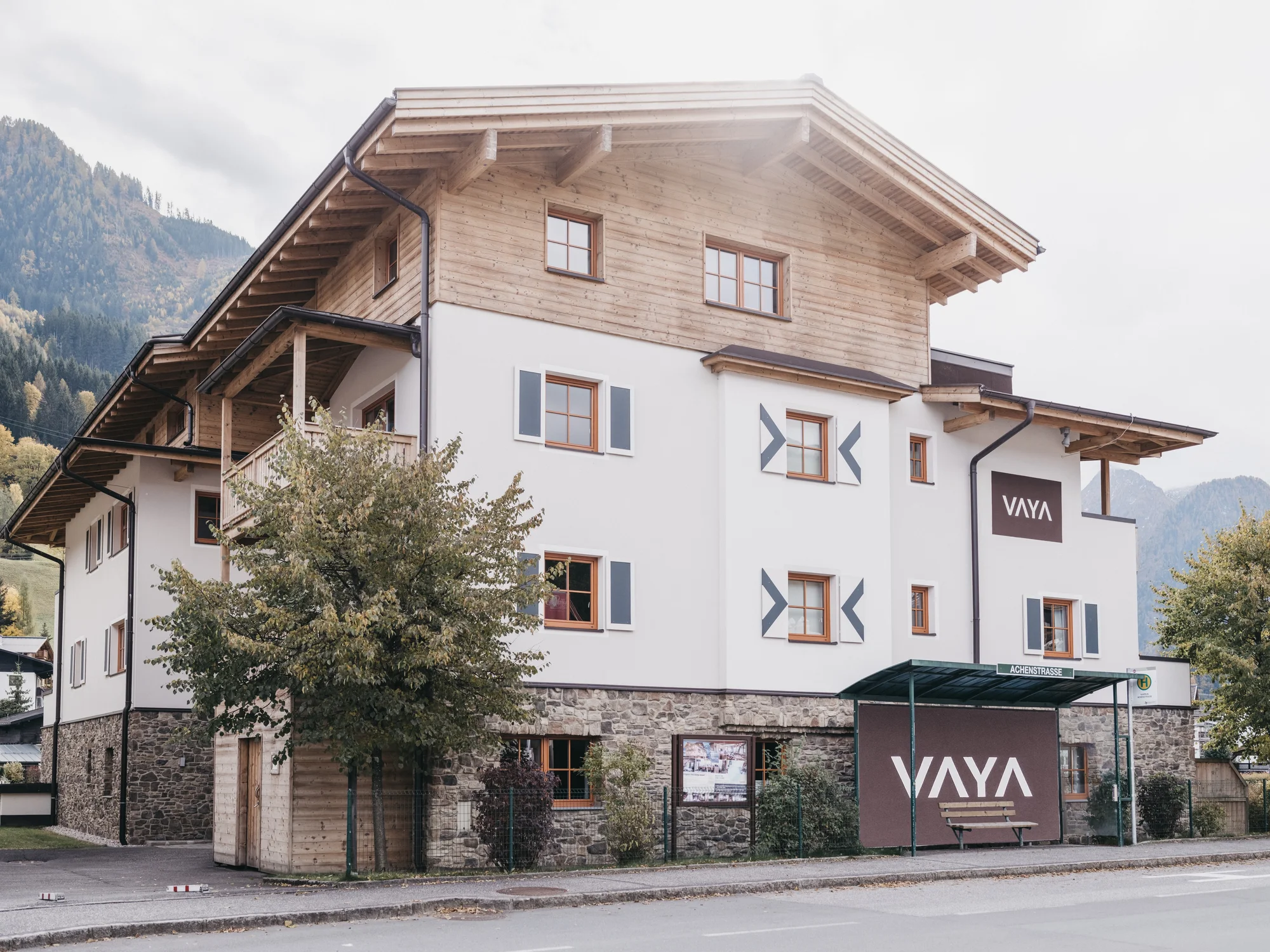 Pobyt v srdci proslulého Kaprunu: moderní apartmány, sauny a karta výhod