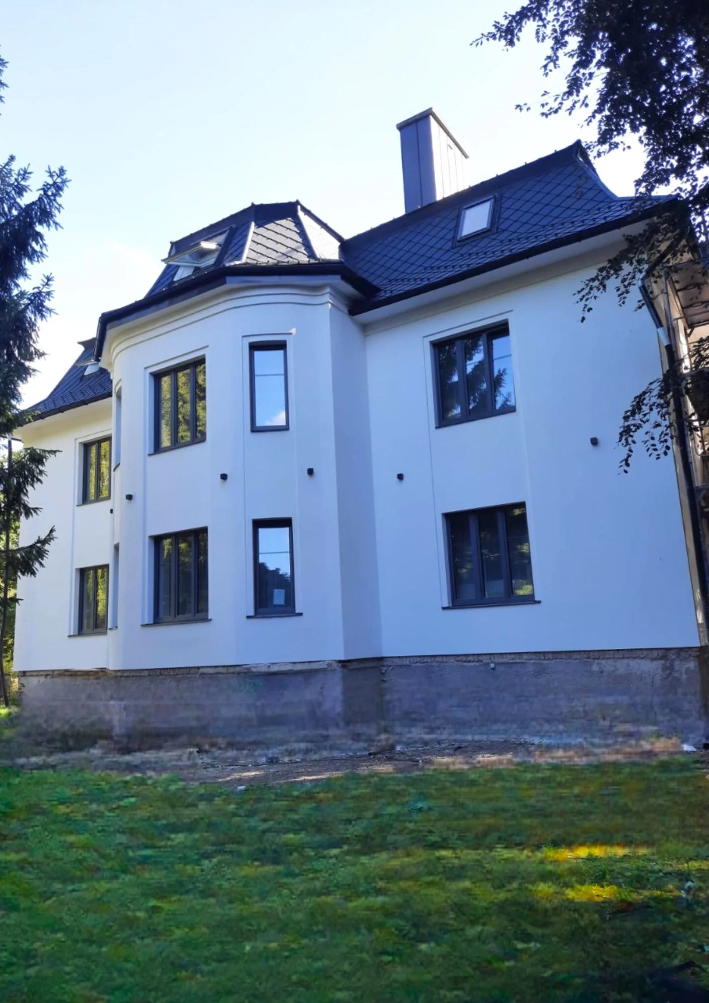 Pokoj či moderní apartmán v Karlově pod Pradědem, vč. snídaně nebo polopenze i vybavené kuchyňky