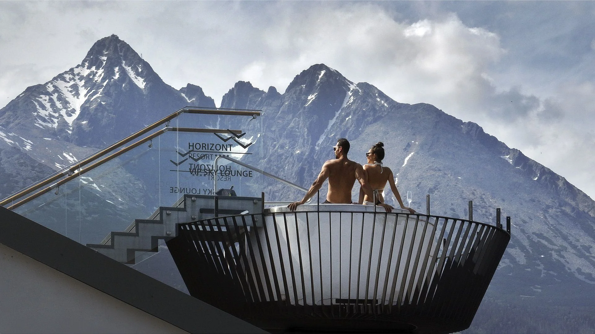 Dovolená ve Vysokých Tatrách: wellness pobyt v luxusním resortu s polopenzí, animační program