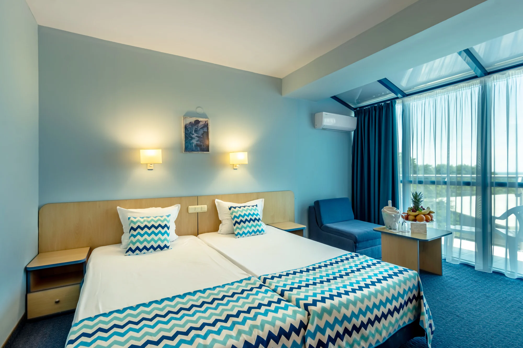 All inclusive dovolená v Bulharsku: apartmány pro páry i rodiny, bazén, animace i děti zdarma