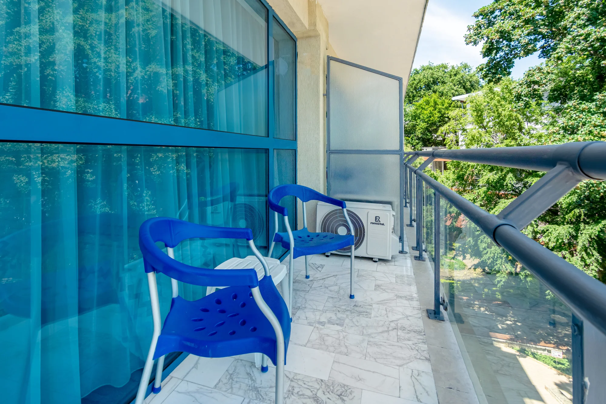 All inclusive dovolená v Bulharsku: apartmány pro páry i rodiny, bazén, animace i děti zdarma