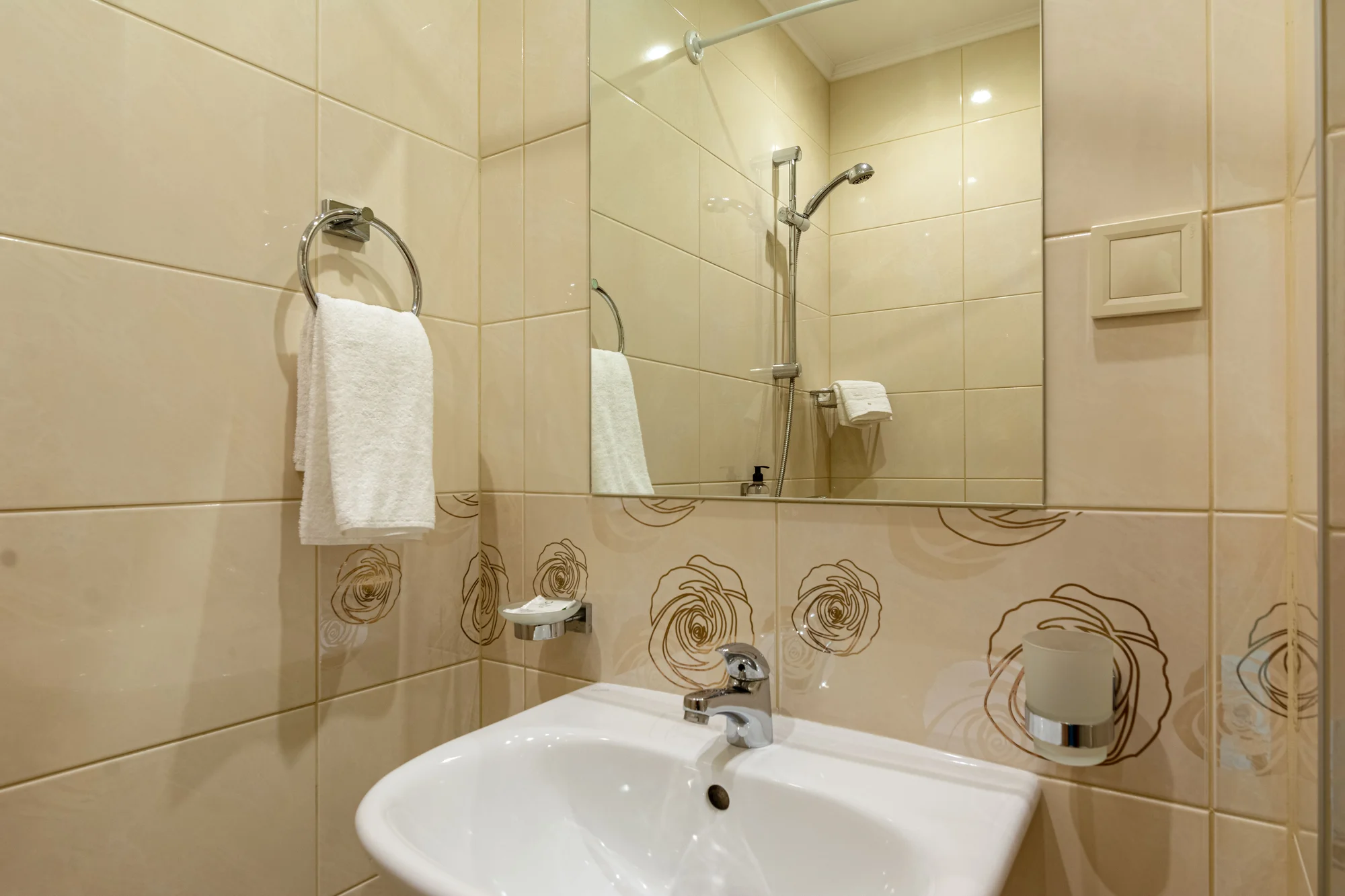 Rodinná dovolená v Bulharsku: hotel 500 m od moře, animační program, nový aquapark, 2 děti zdarma