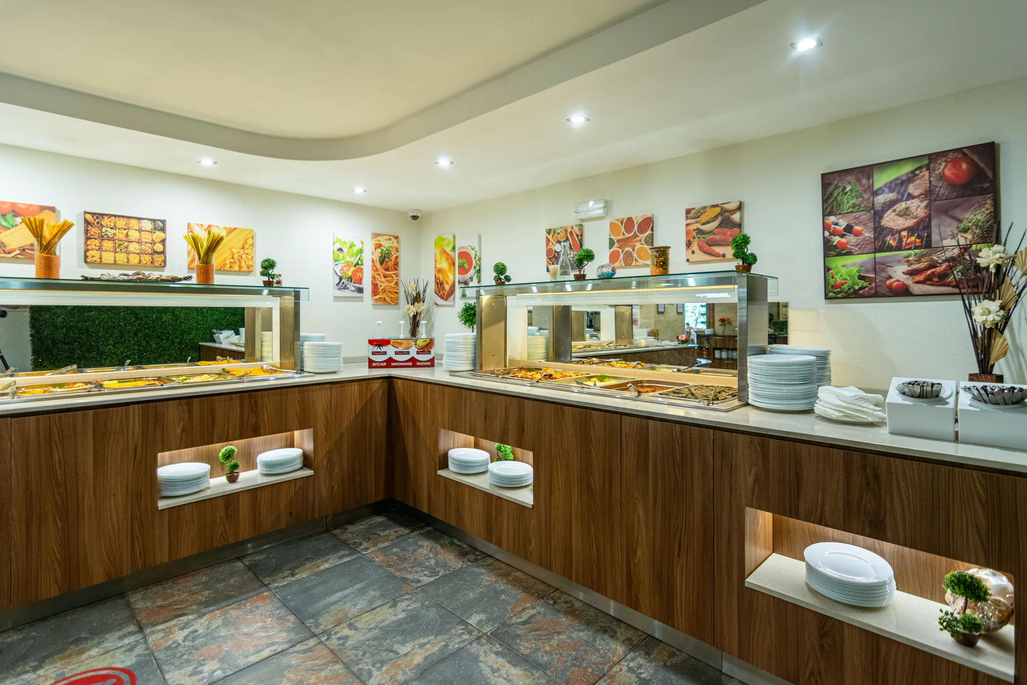 Rodinná dovolená v Bulharsku: hotel 500 m od moře, animační program, nový aquapark, 2 děti zdarma