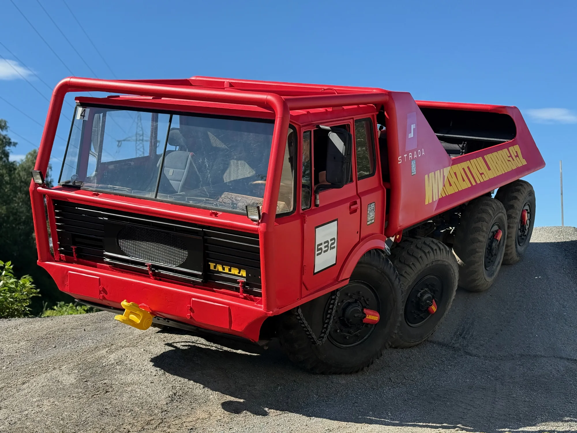 15–60 minut drtivé jízdy v kabině giganta Tatra 813 8x8 Truck Trial