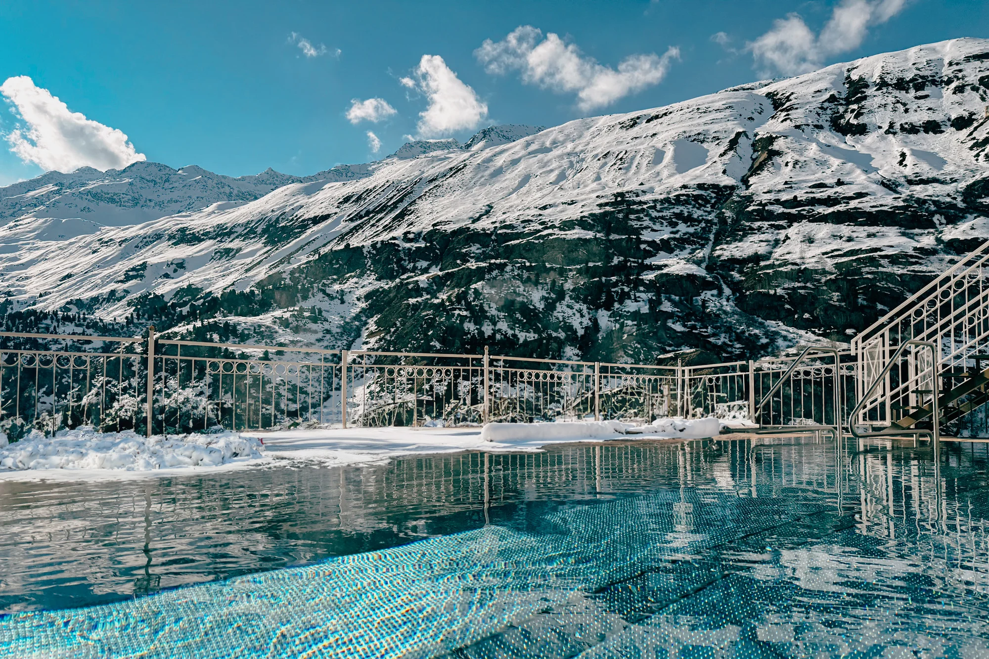 4* Superior hotel v Tyrolsku u sjezdovky: strava z restaurace s 1 michelinskou hvězdou i wellness
