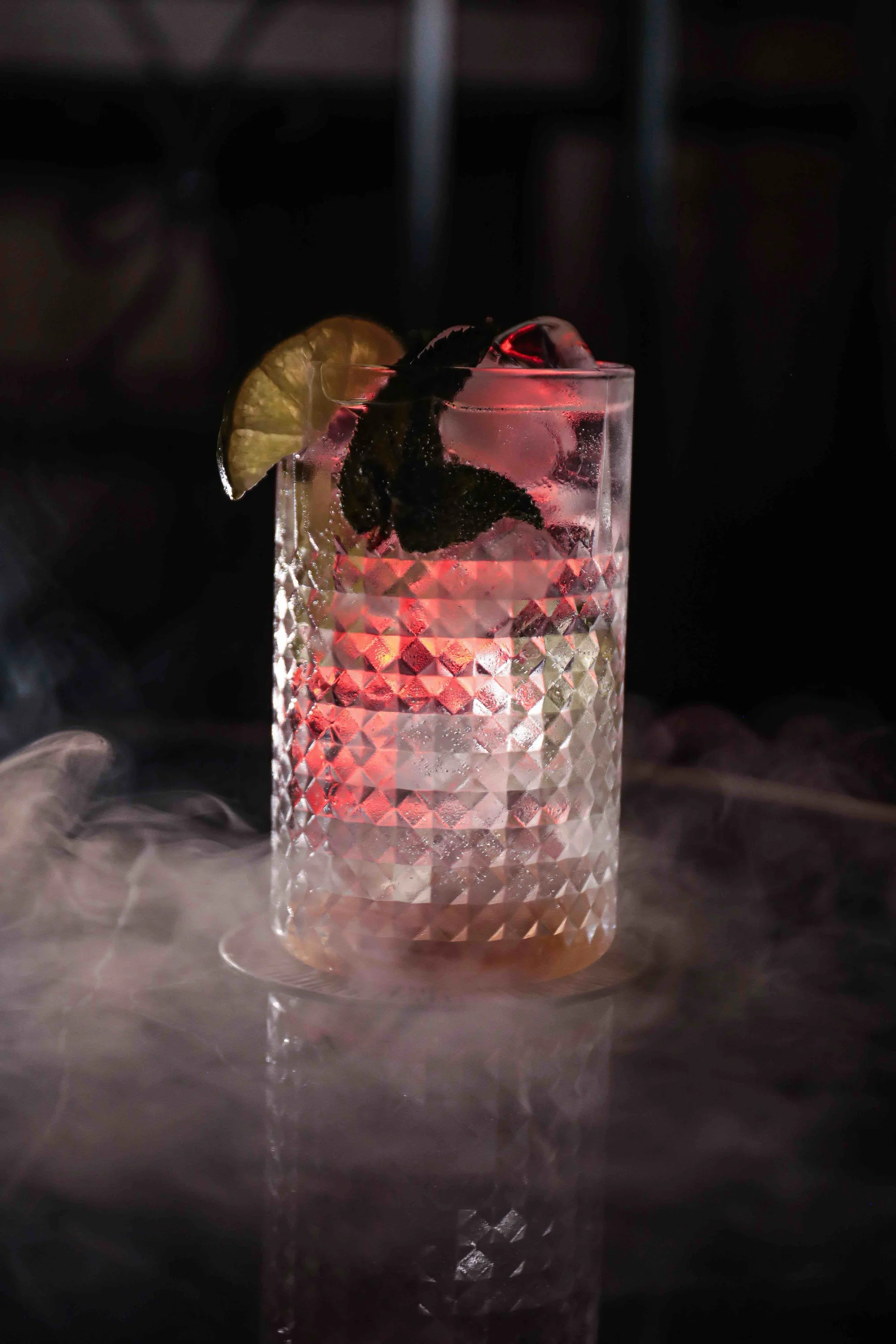 Vodní dýmka dle výběru a nealko míchané drinky pro 2 nebo 4 osoby