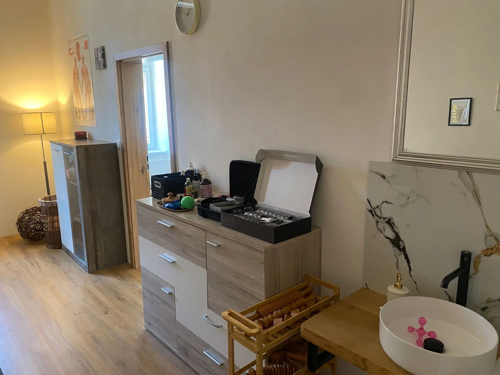 Masáž podle výběru: 30–80 min. i permanentka, záda a šíje, celotělová, těhotenská i lymfatická