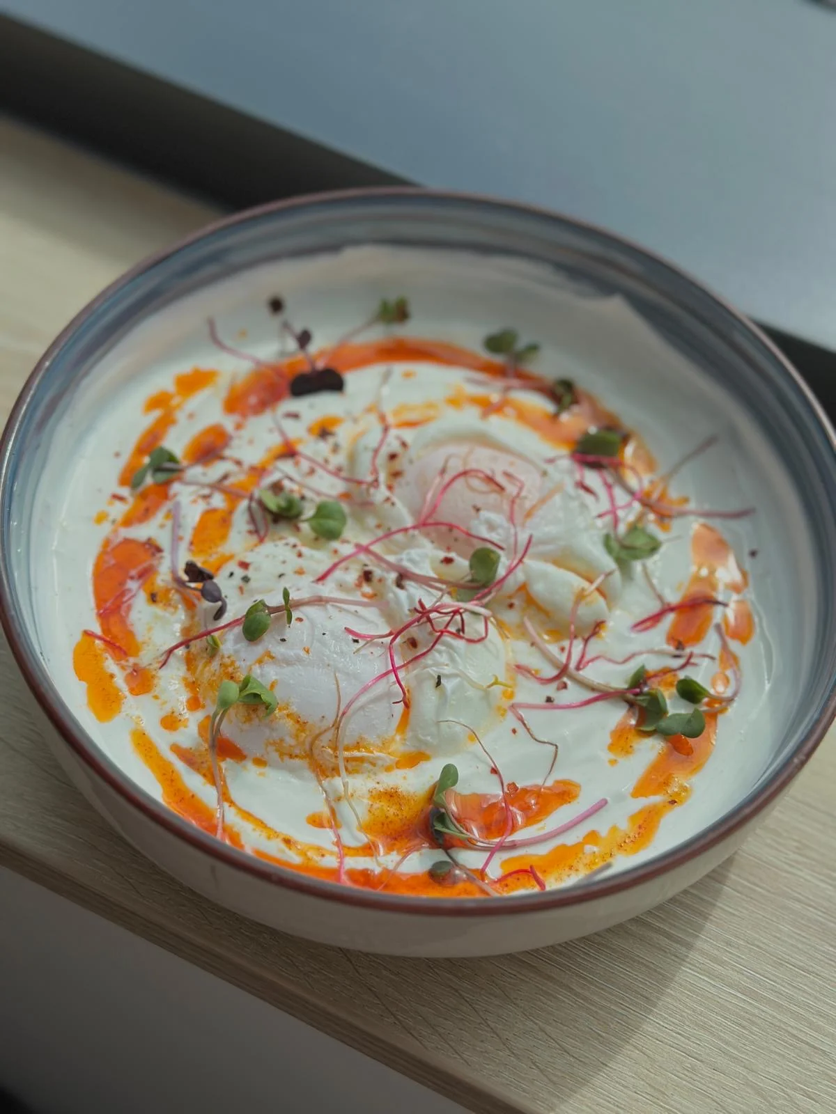Obědové menu nasladko i naslano: polévka, hlavní chod a limonáda pro 1 a 2 osoby