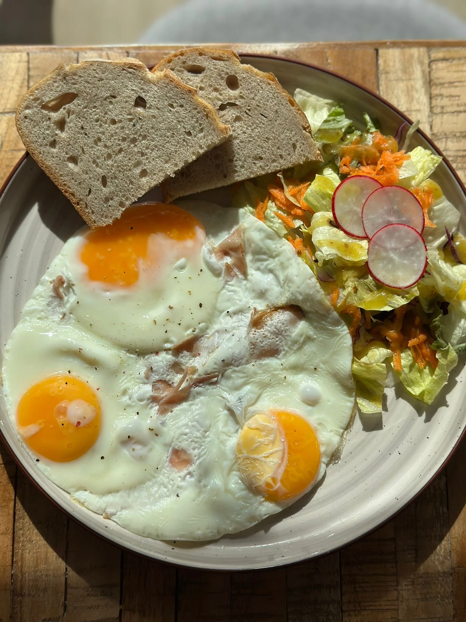 Obědové menu nasladko i naslano: polévka, hlavní chod a limonáda pro 1 a 2 osoby