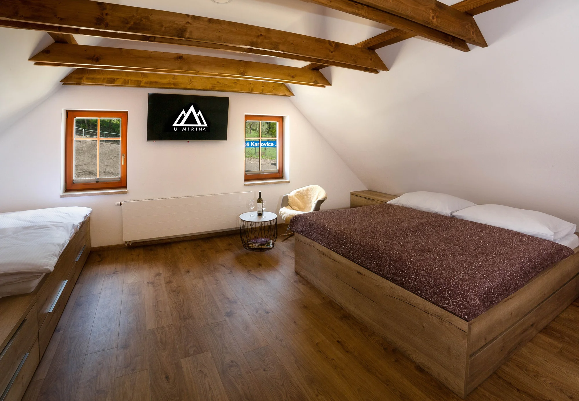 Malebné Valašsko: moderní apartmány ve Velkých Karlovicích až pro 12 osob