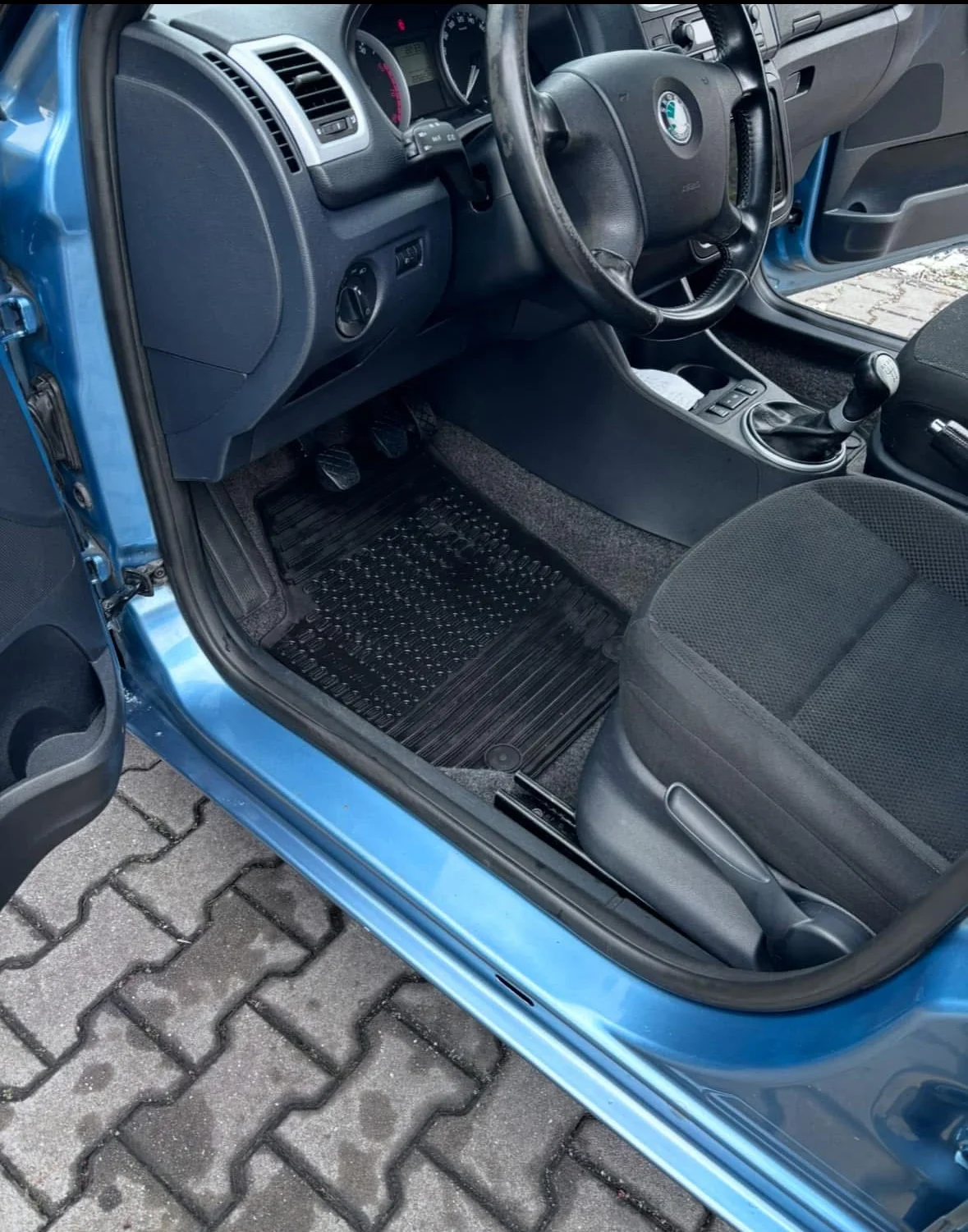 Čištění auta: důkladná péče o interiér, exteriér i klimatizaci