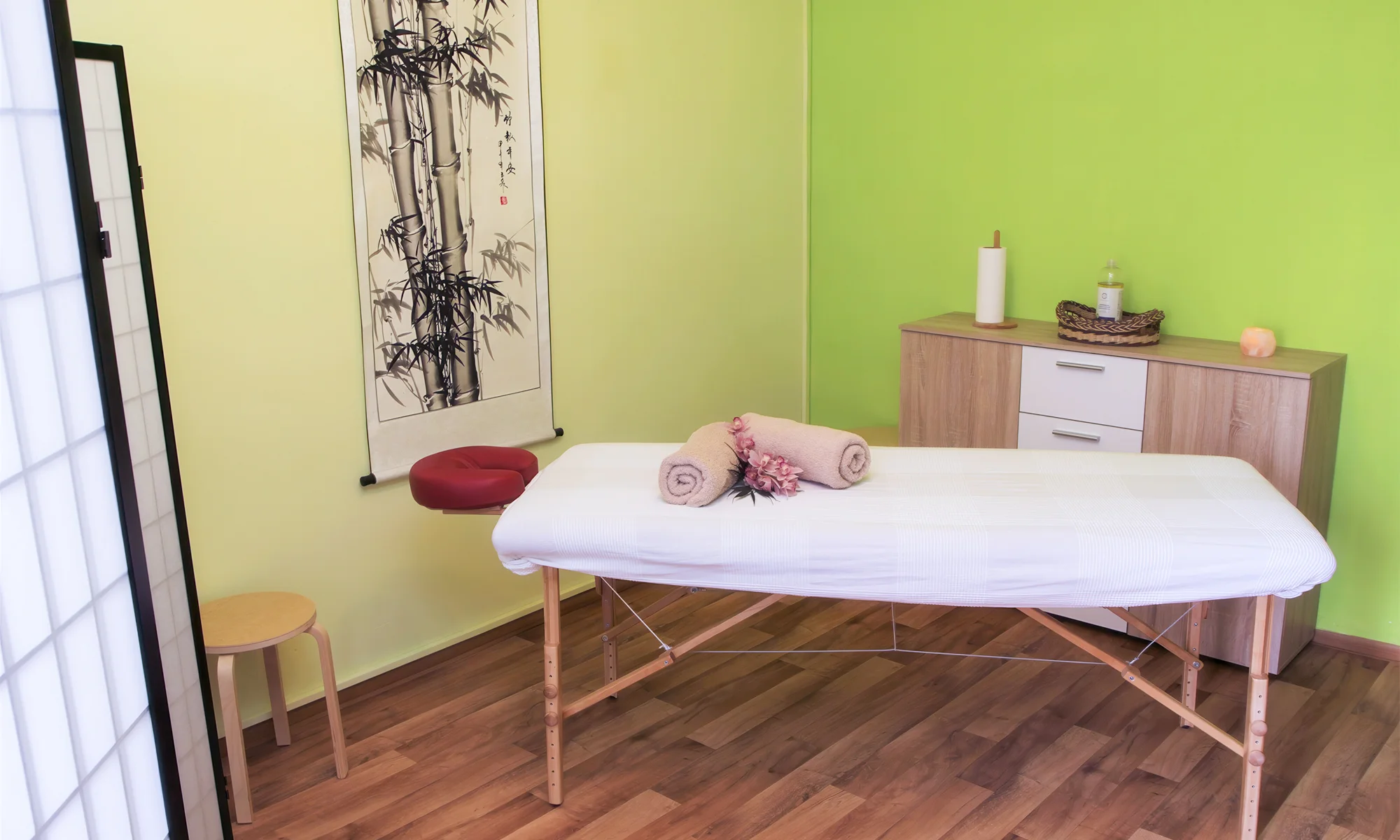 Zasloužený relax celého těla: masáž v délce 110 minut