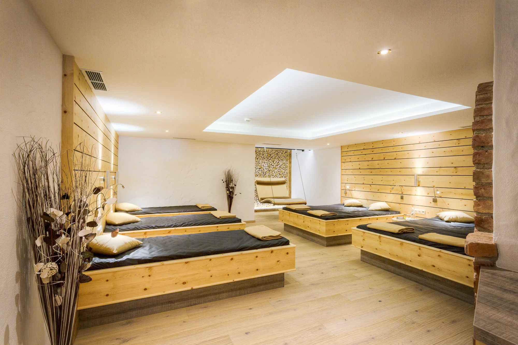 Dovolená v rakouském Saalbachu: 4* hotel s polopenzí, saunový svět, více než 200 km sjezdovek