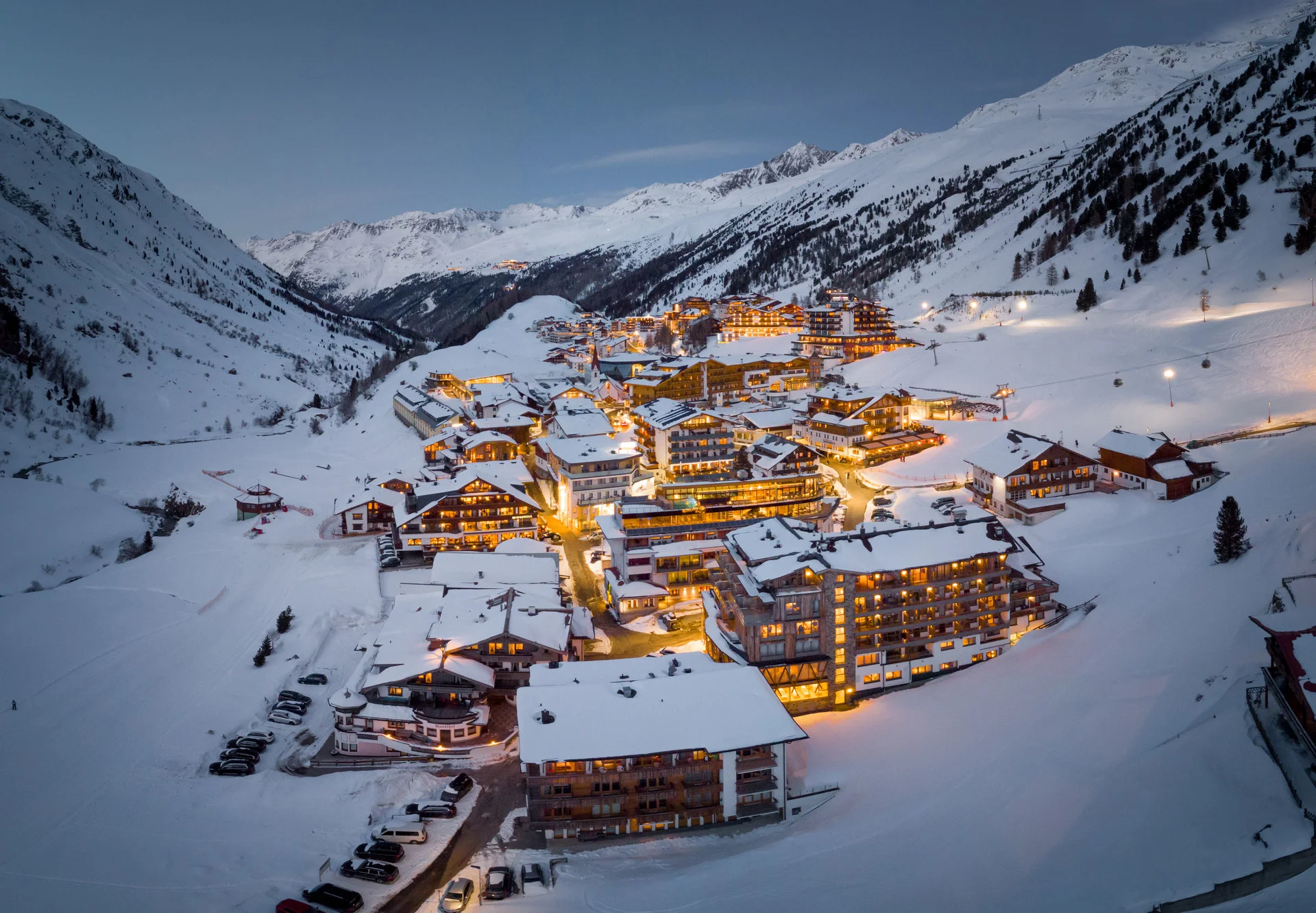 4* Superior hotel v Tyrolsku u sjezdovky: strava z restaurace s 1 michelinskou hvězdou i wellness