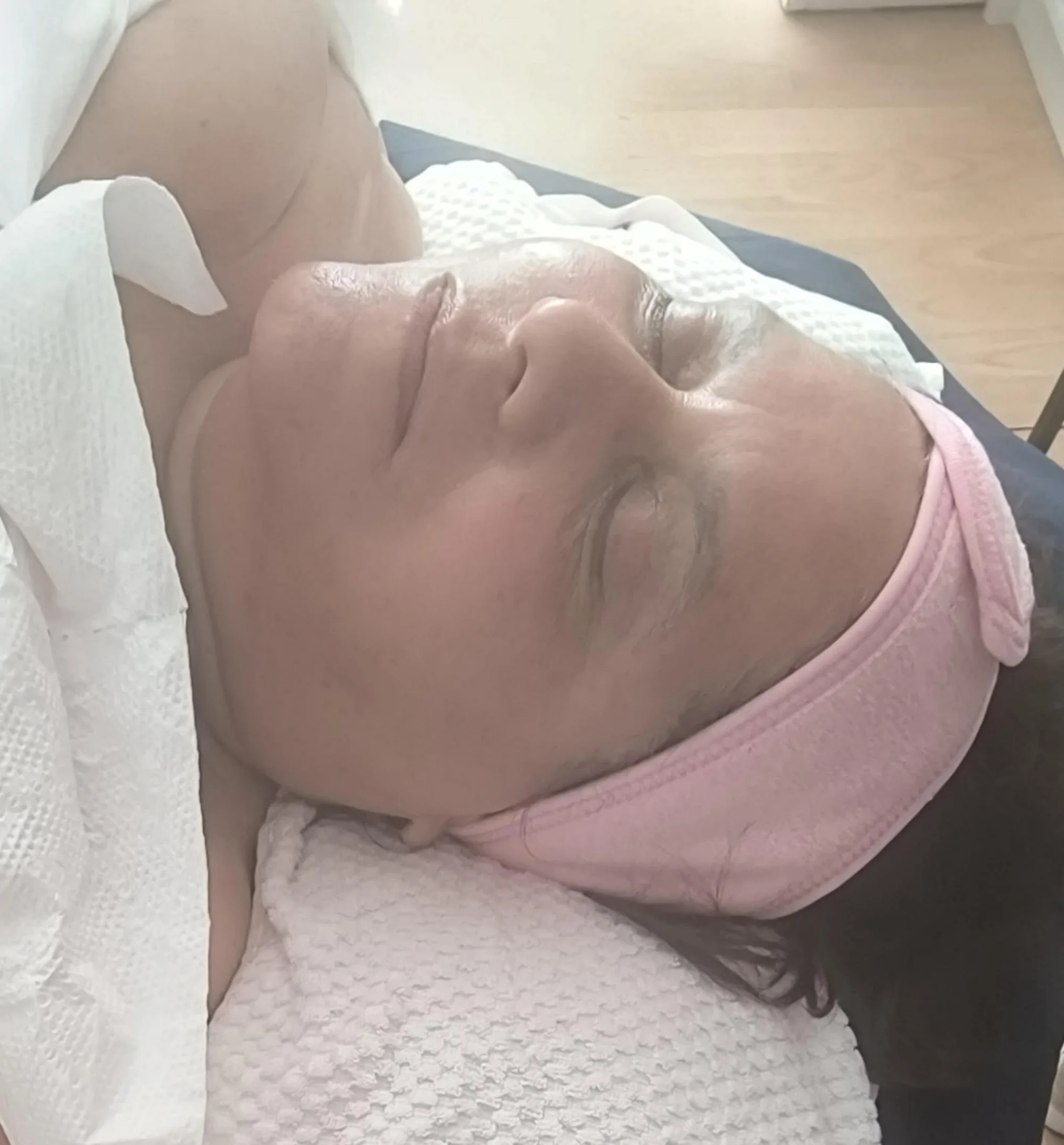 Kosmetické ošetření: pro aknózní pleť, relaxační i expresní, 30–⁠⁠⁠⁠⁠⁠120 minut