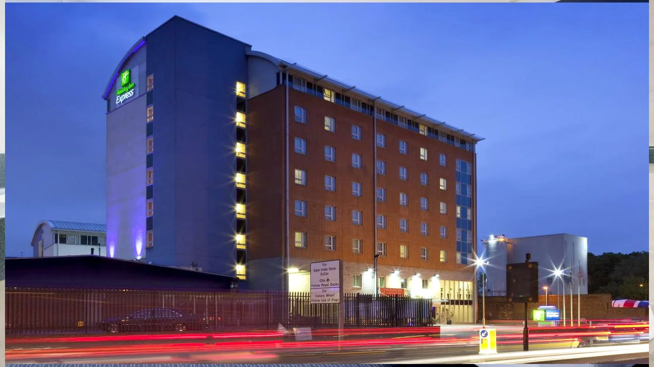 Dvě nebo tři noci v hotelu Holiday Inn v Londýně s vyhlídkovým busem a prohlídkami s průvodcem