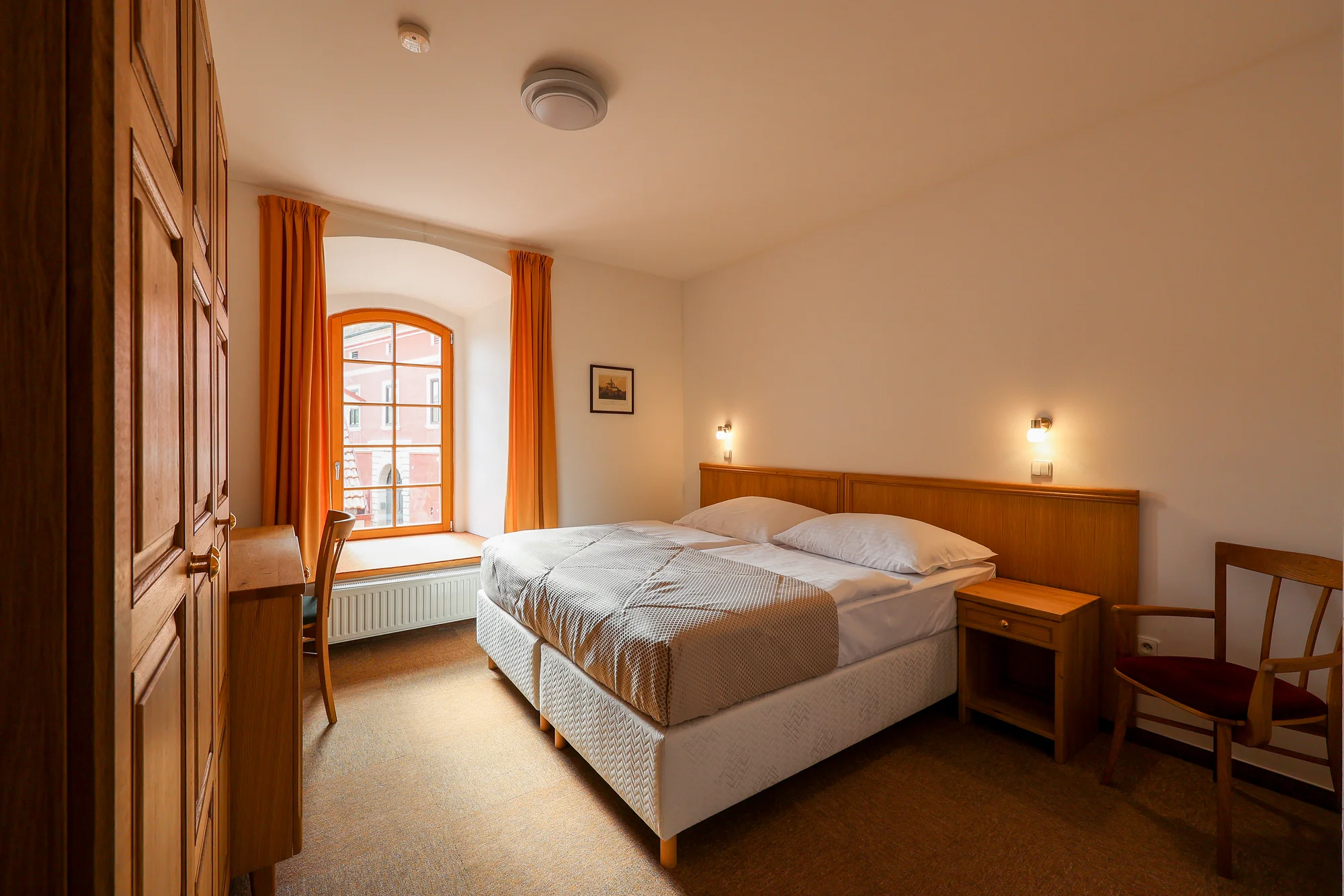Krásný hotel v srdci Českého Krumlova s výhledem na Vltavu i zámek: balíčky s jídlem, wellness i voroplavbou