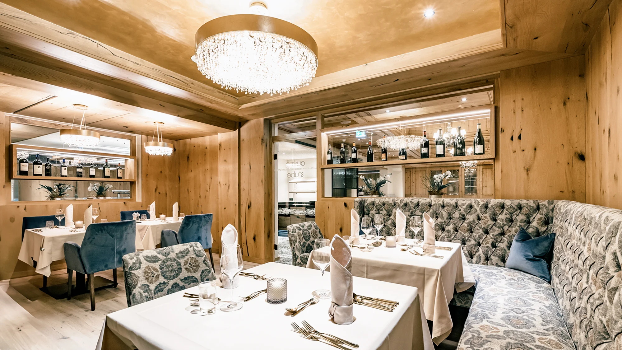 4* Superior hotel v Tyrolsku u sjezdovky: strava z restaurace s 1 michelinskou hvězdou i wellness