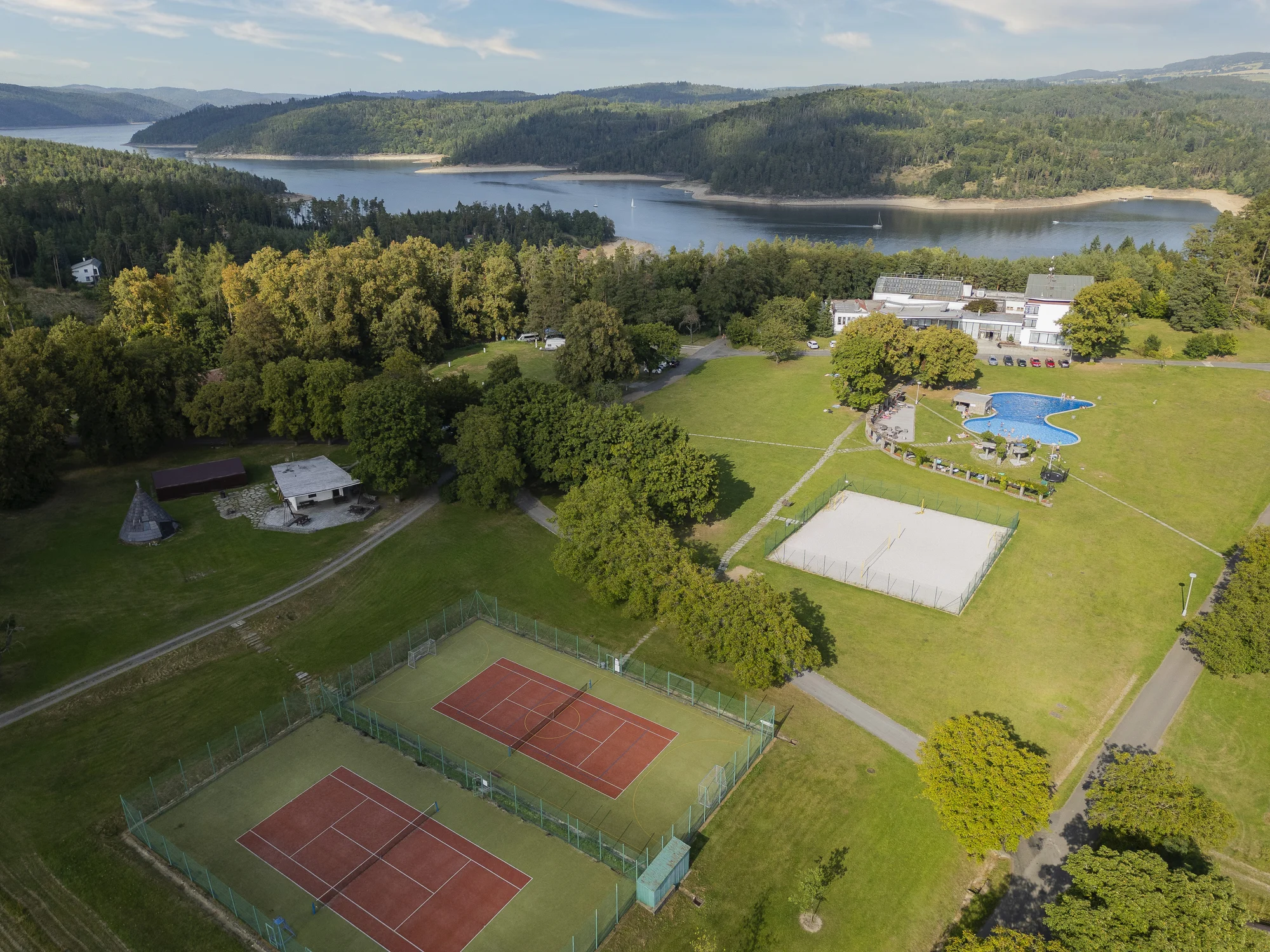 Odpočinkový pobyt na Orlíku: neomezený wellness a polopenze