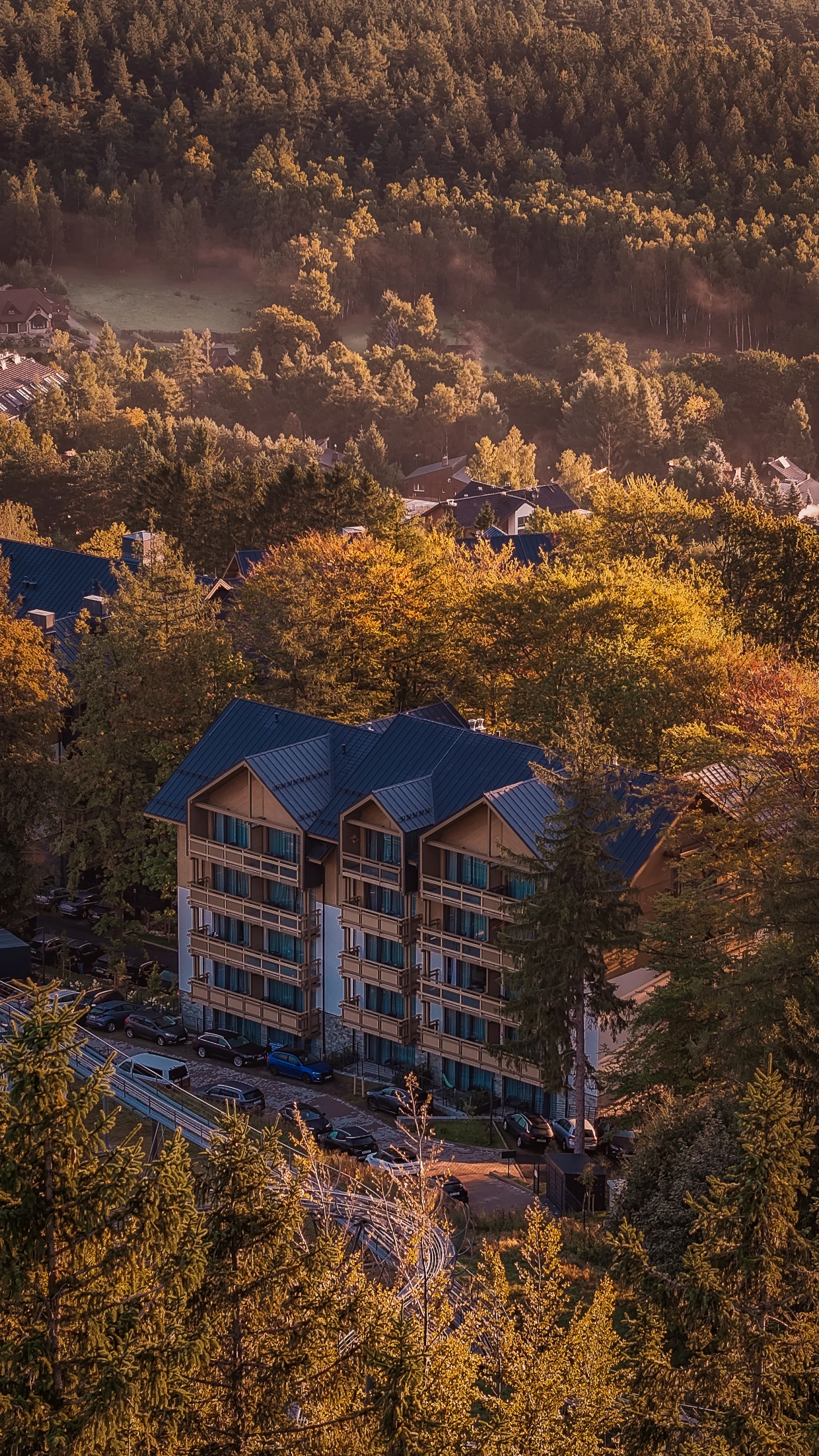 Resort v polských Jizerkách: se snídaní či polopenzí, wellness a aquapark i možnost apartmánu s privátní saunou