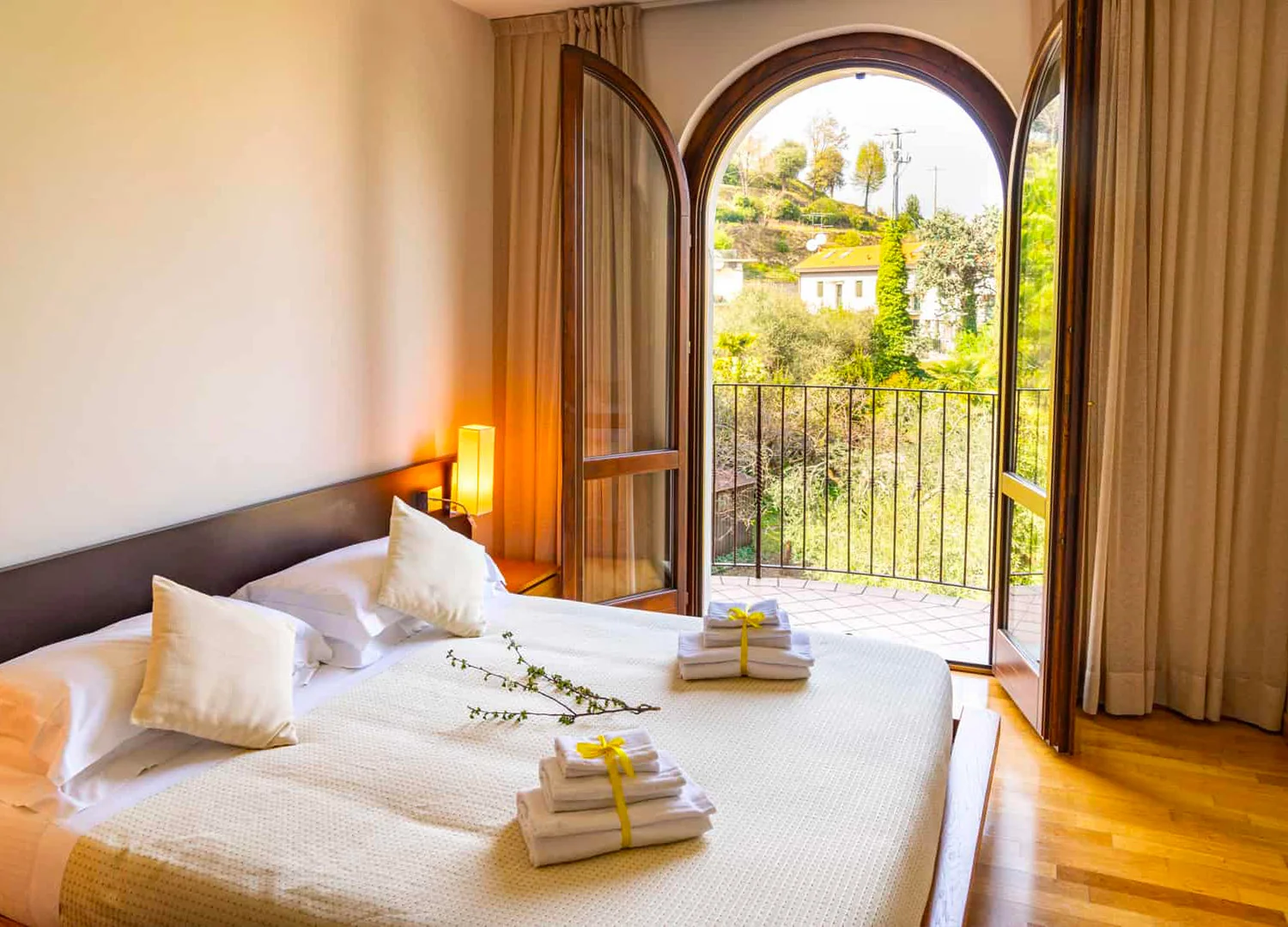 Hotel s bazénem, wellness a polopenzí u Lago di Garda jen 150 m od vyhlášené pláže La Romantica