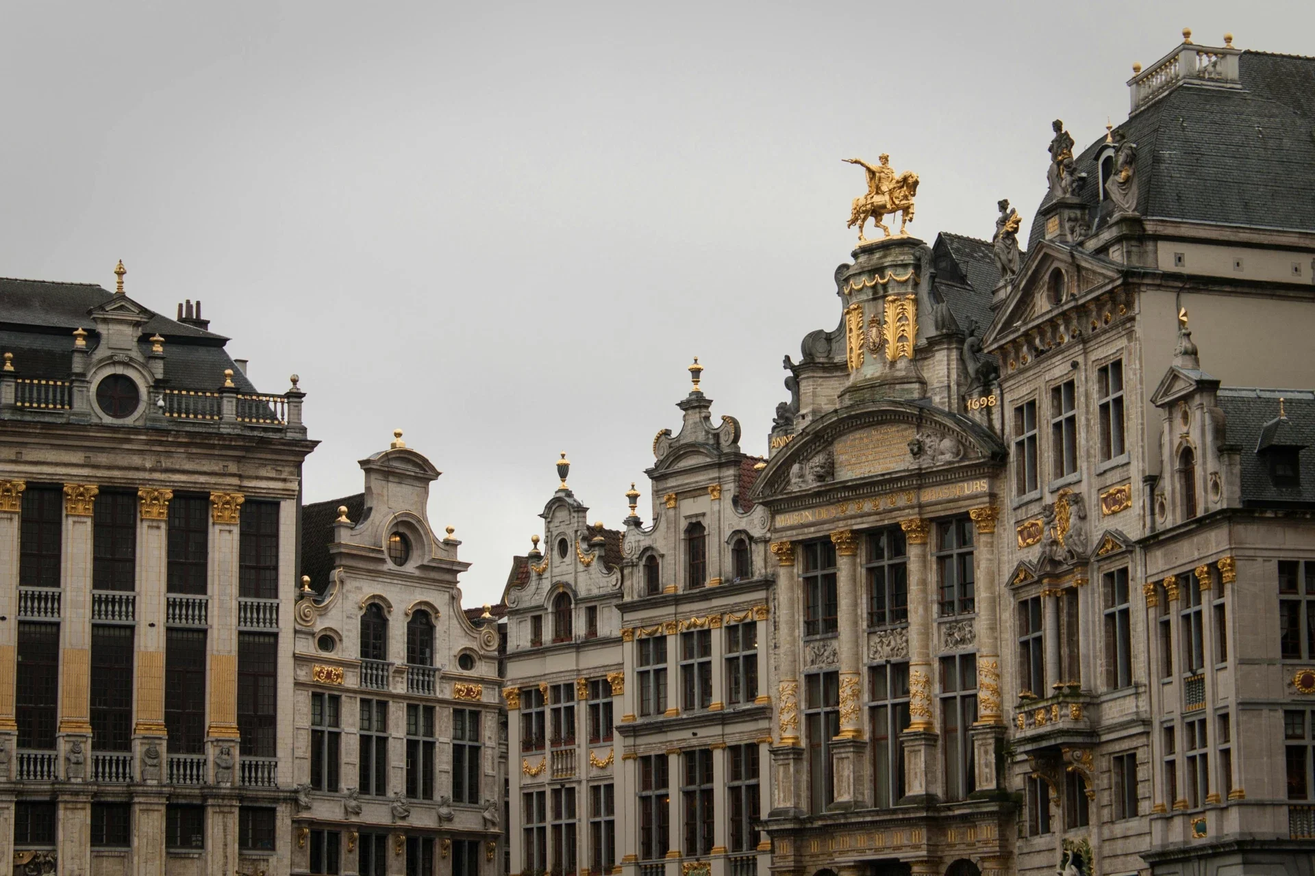 Belgie na 3 noci letecky: vánoční trhy v Bruselu a kouzelné Bruggy, podrobný itinerář