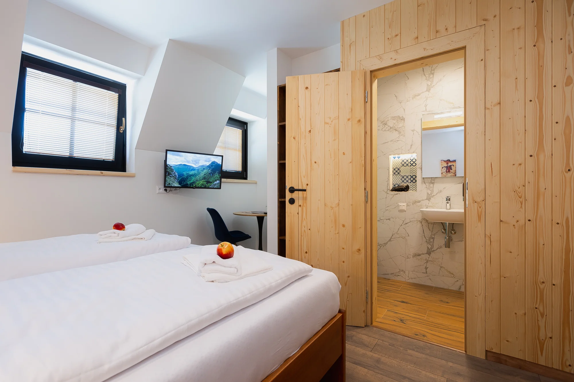Zážitkový pobyt v tradiční dřevěnici v Malé Fatře s jídlem, wellness i adventure golfem