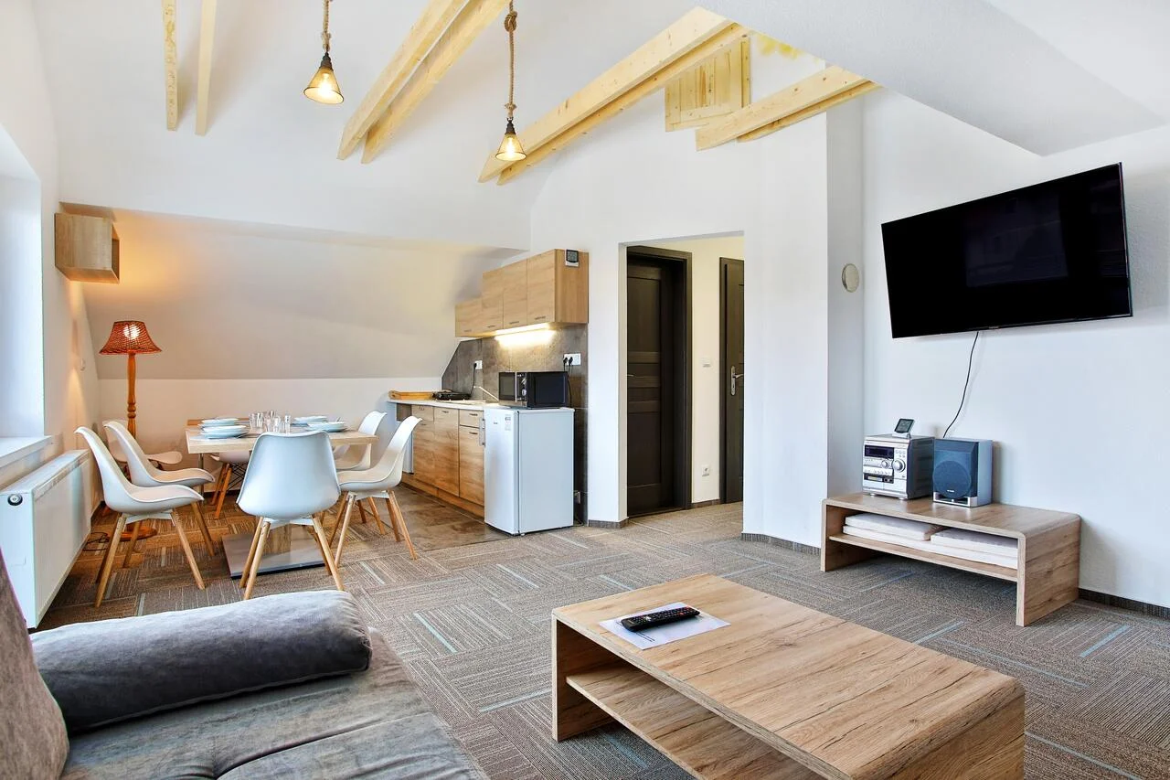 Komfortní apartmány v blízkosti Jasné a Tatralandie: zahrada, dětské hřiště i gril