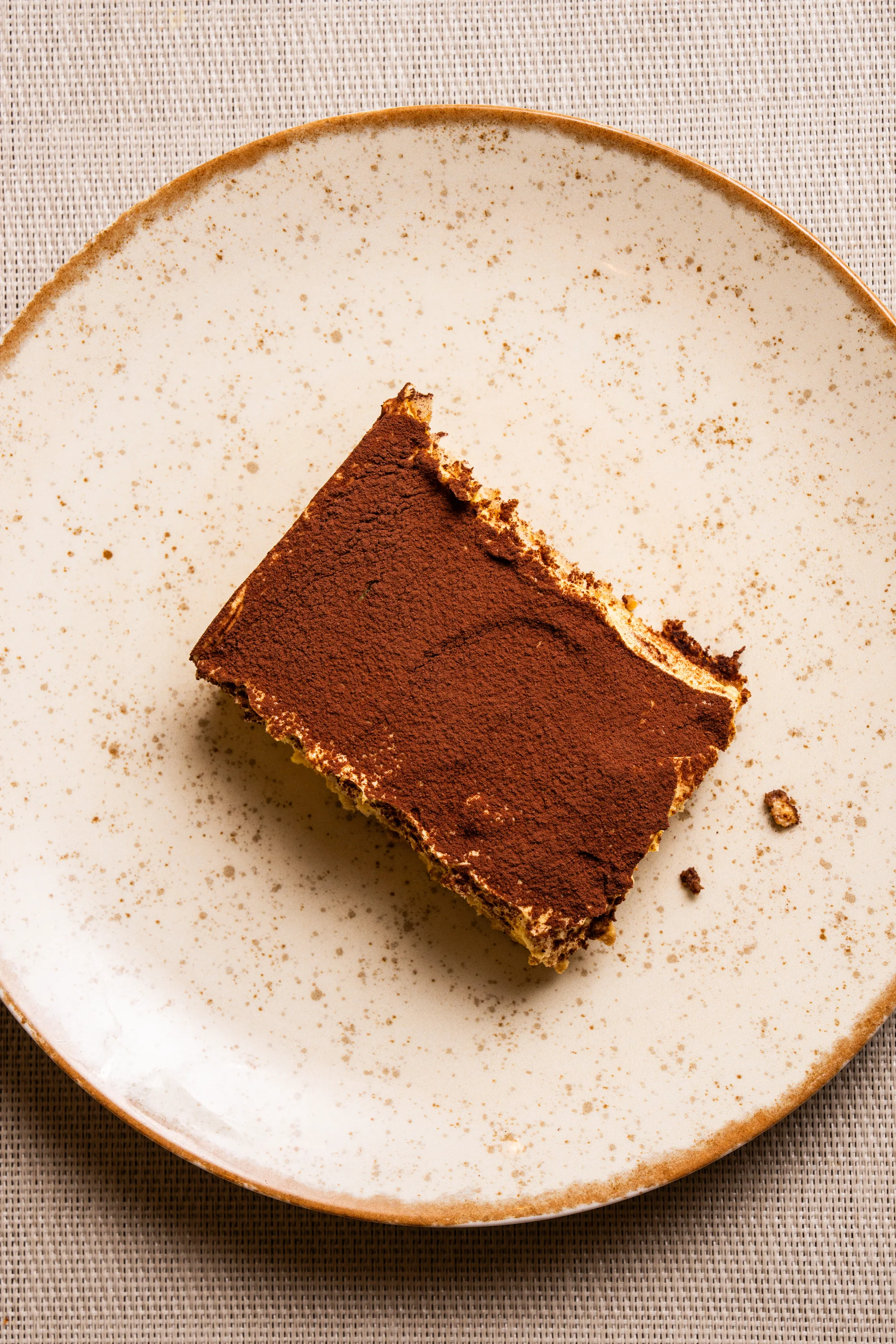 4chodové menu pro 2 osoby: paštika, tomatová polévka, vepřová panenka a tiramisu