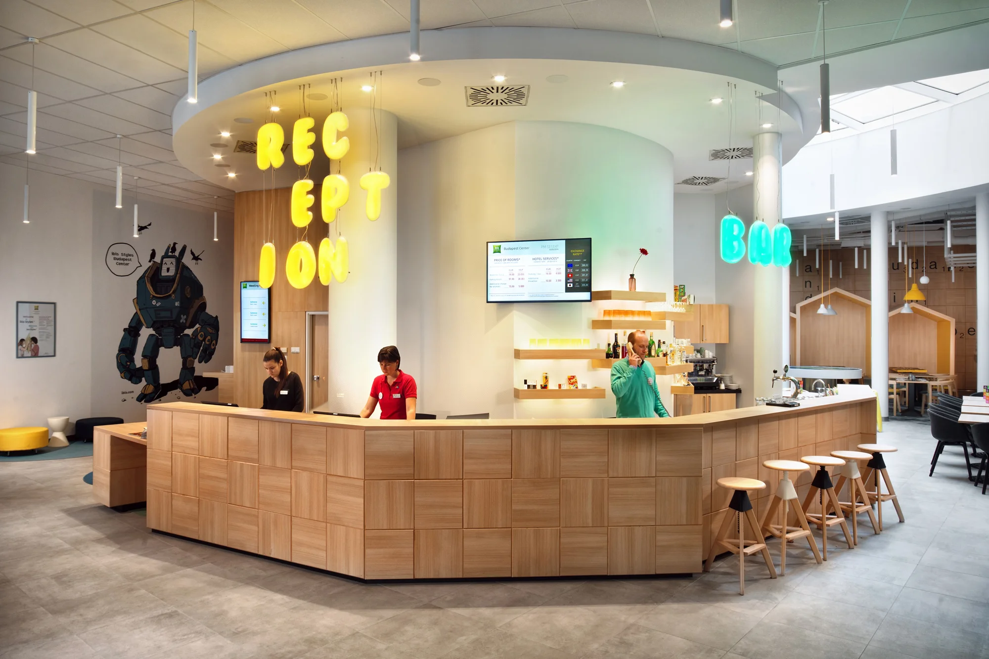 Pobyt v srdci Budapešti: moderní hotel se snídaní i gurmánský balíček v ceně