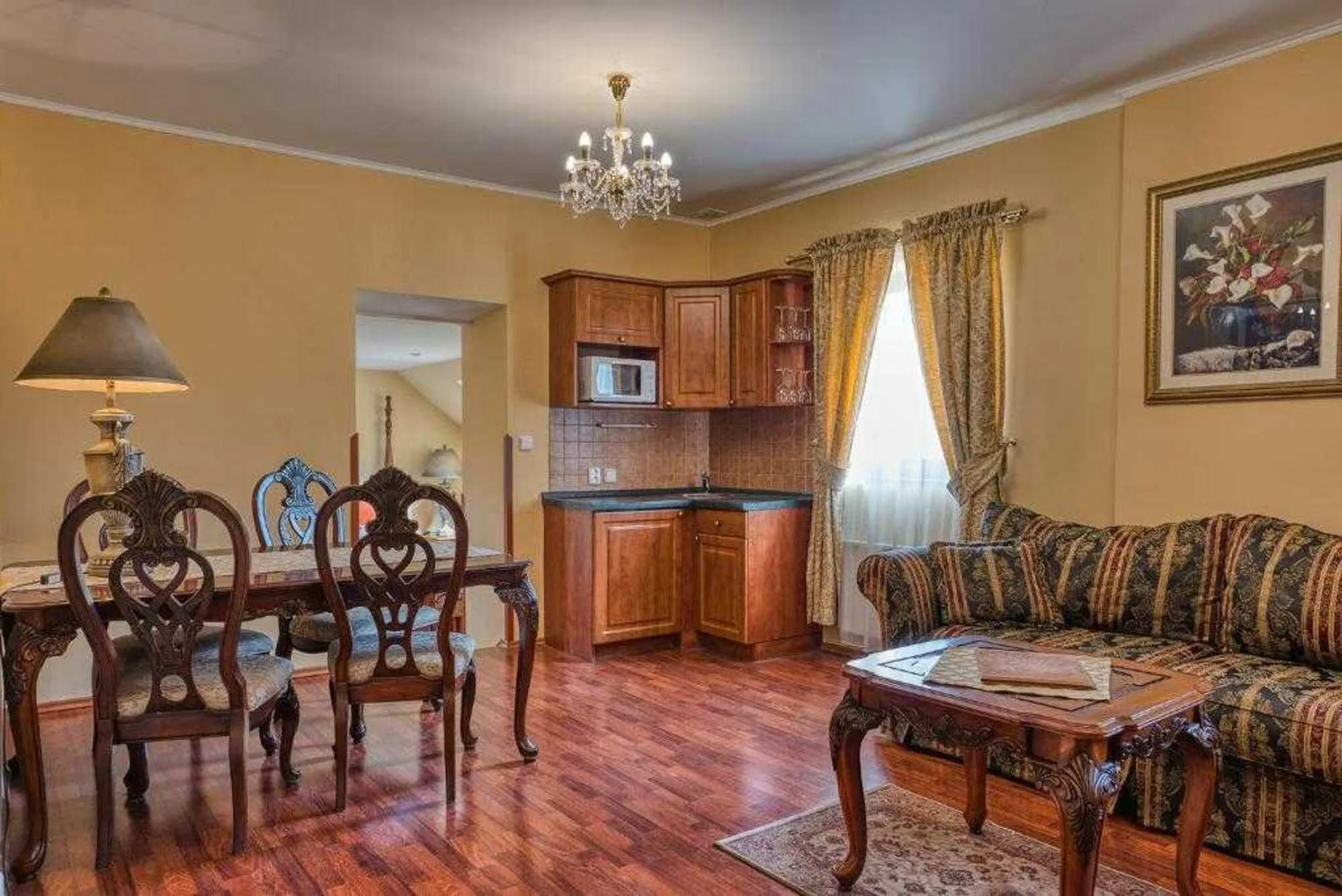 Pobyt v centru Chomutova: historický hotel se snídaní nebo polopenzí