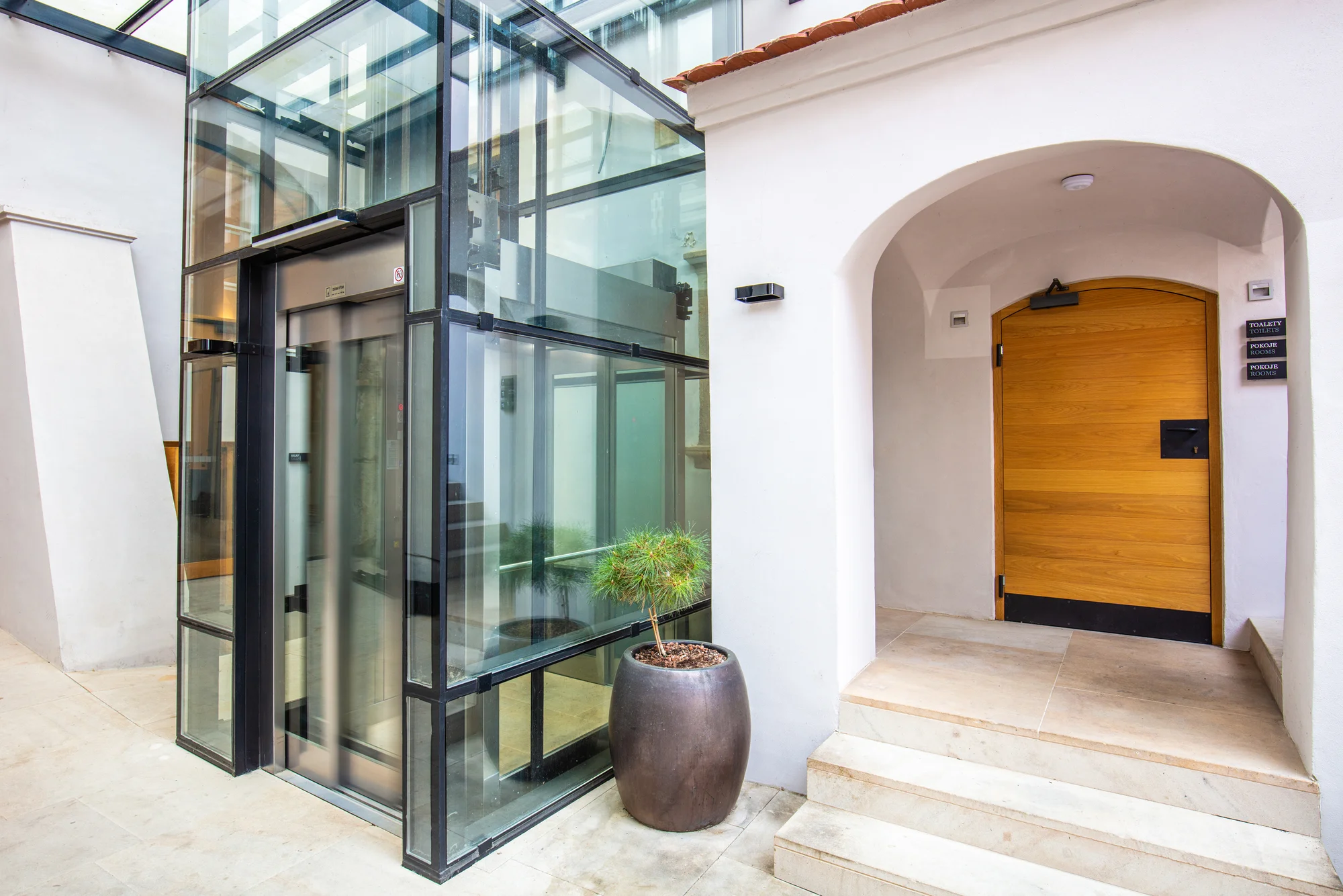 Pobyt v historickém hotelu v centru Kroměříže se snídaní i wellness a vstupem na zámek