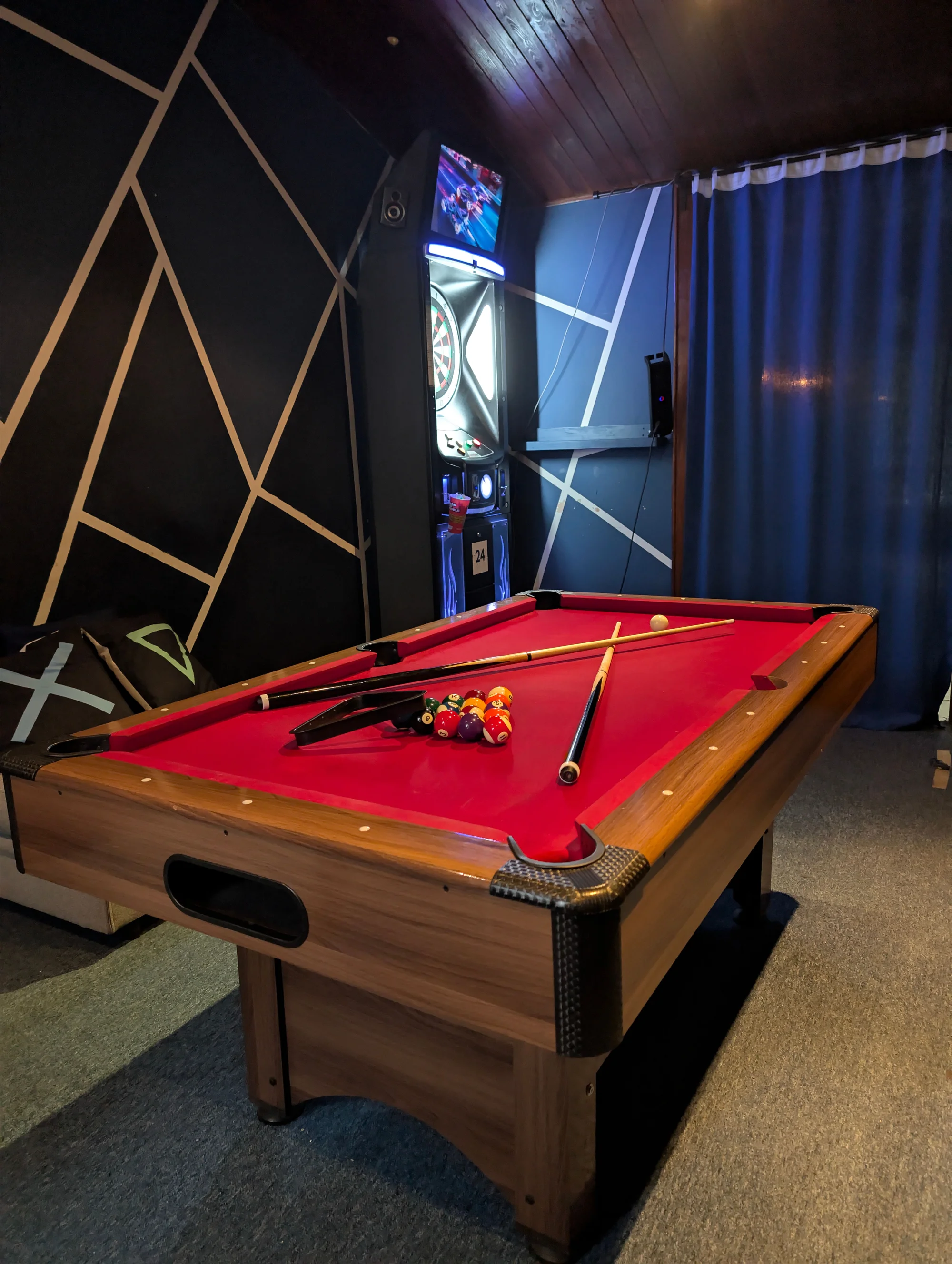 Herní doupě v Hradci: počítačové hry, popcorn a nápoje dle výběru až pro 5 osob