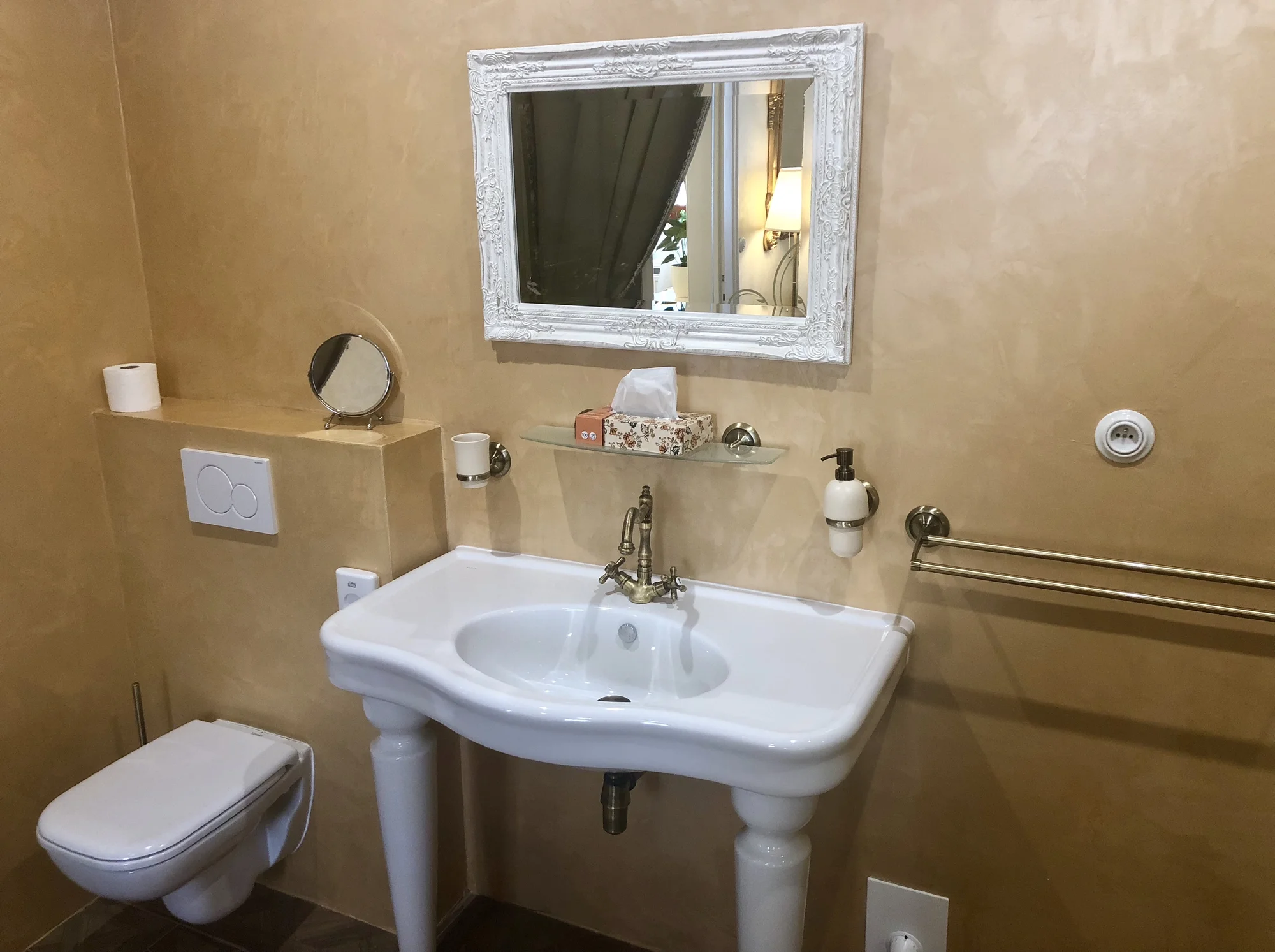 Pohádkový pobyt v centru Piešťan: oblíbená vila se snídaní i privátní wellness