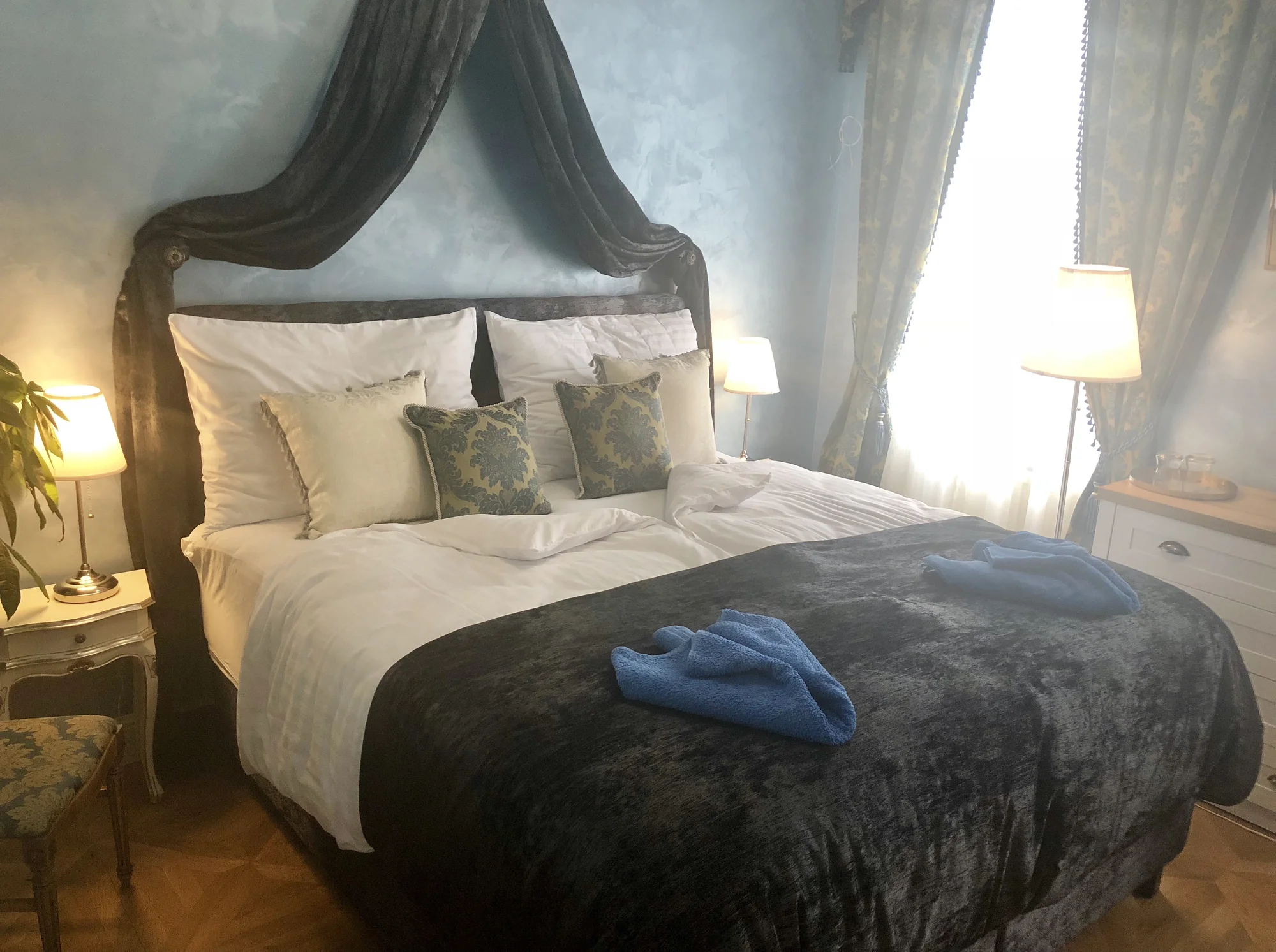 Pohádkový pobyt v centru Piešťan: oblíbená vila se snídaní i privátní wellness