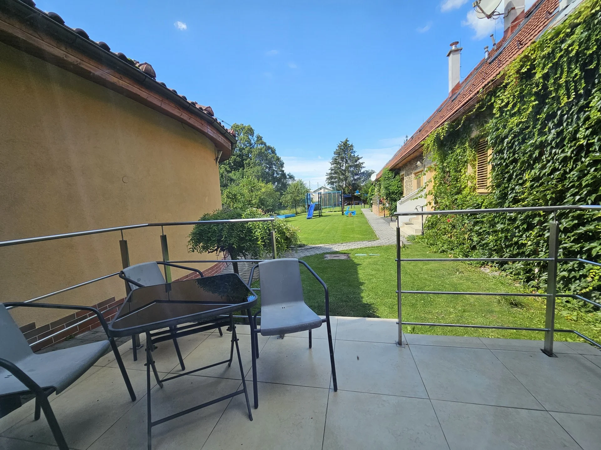 Pobyt v apartmánech na Liptově s výhledem na Kriváň, malým wellness a zahradou