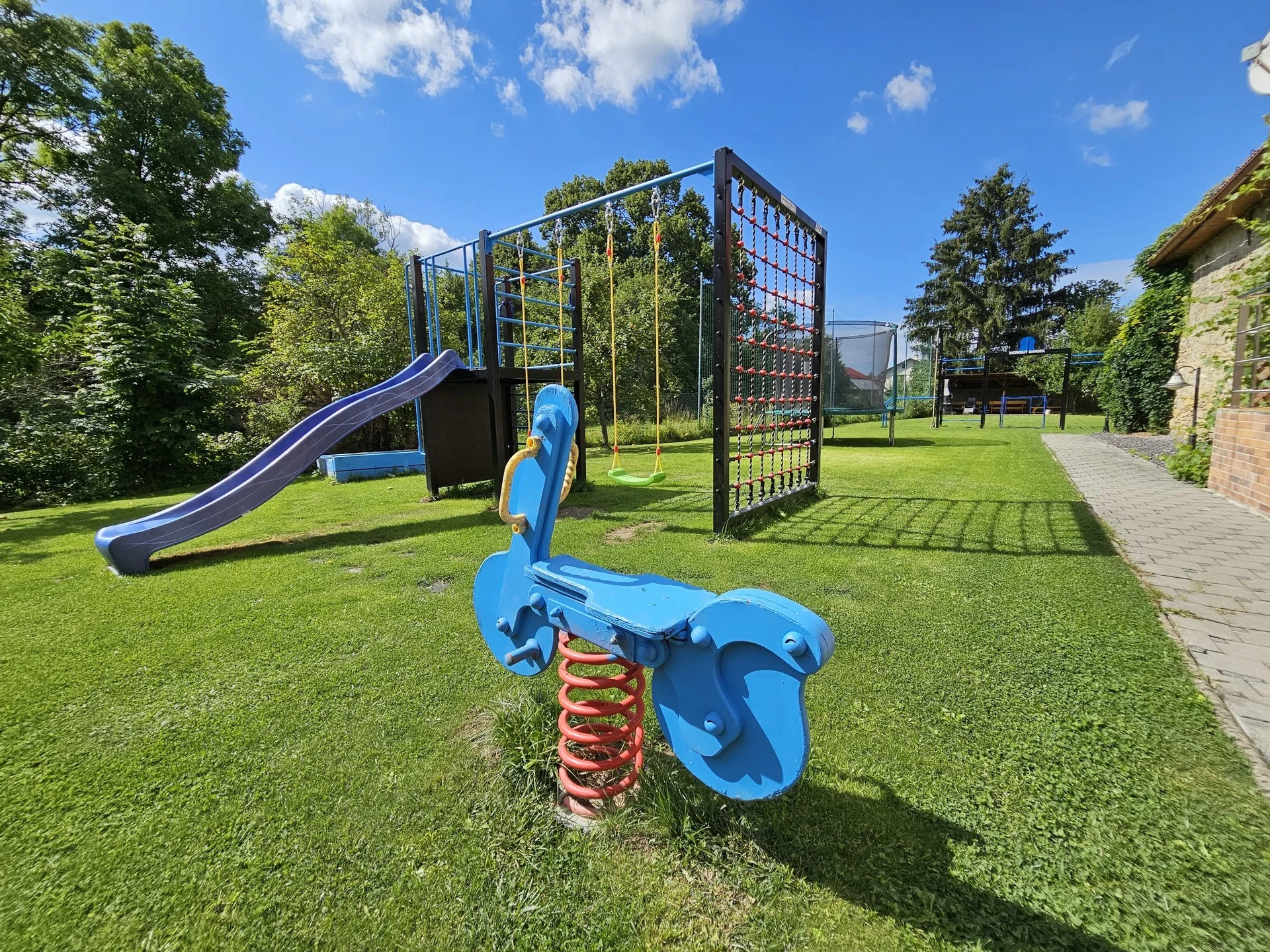 Pobyt v apartmánech na Liptově s výhledem na Kriváň, malým wellness a zahradou