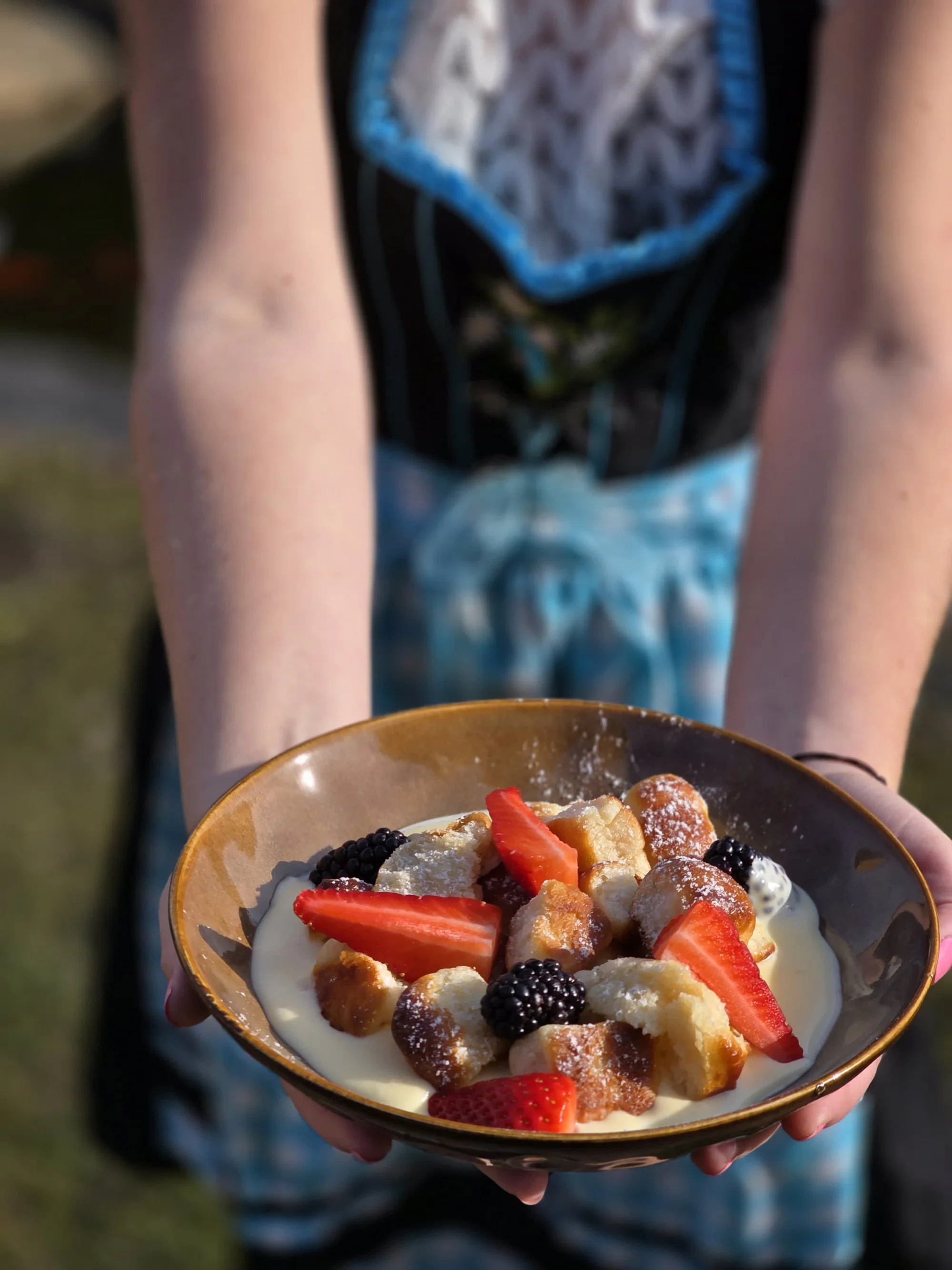 Pobyt na farmě s koňmi, prasátky i ovcemi kousek od Mosteckého jezera i vč. snídaní