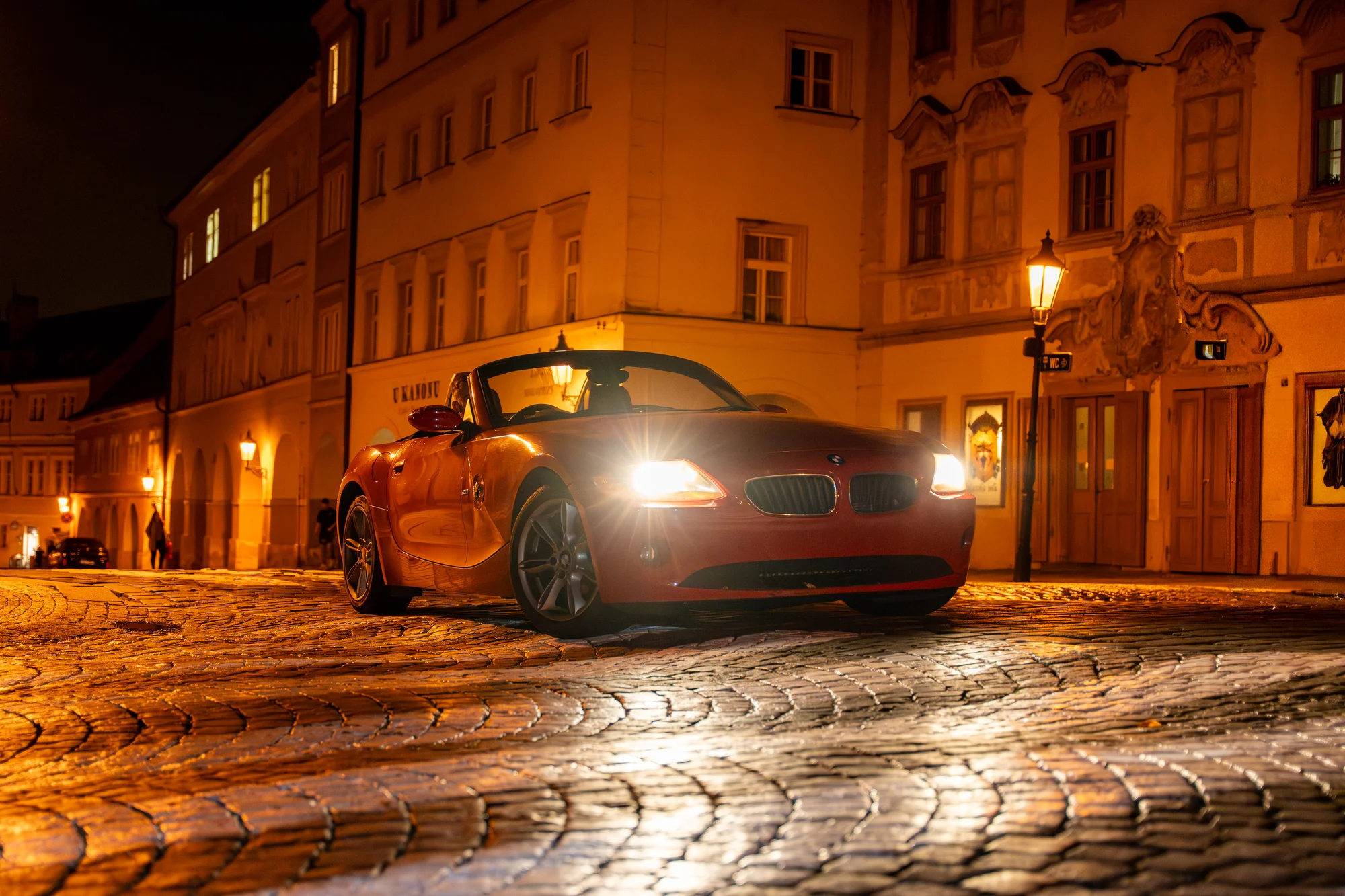 Dokonalý zážitek pro jednoho: Projížďka tím nejkrásnějším z Prahy v BMW Z4 cabrio