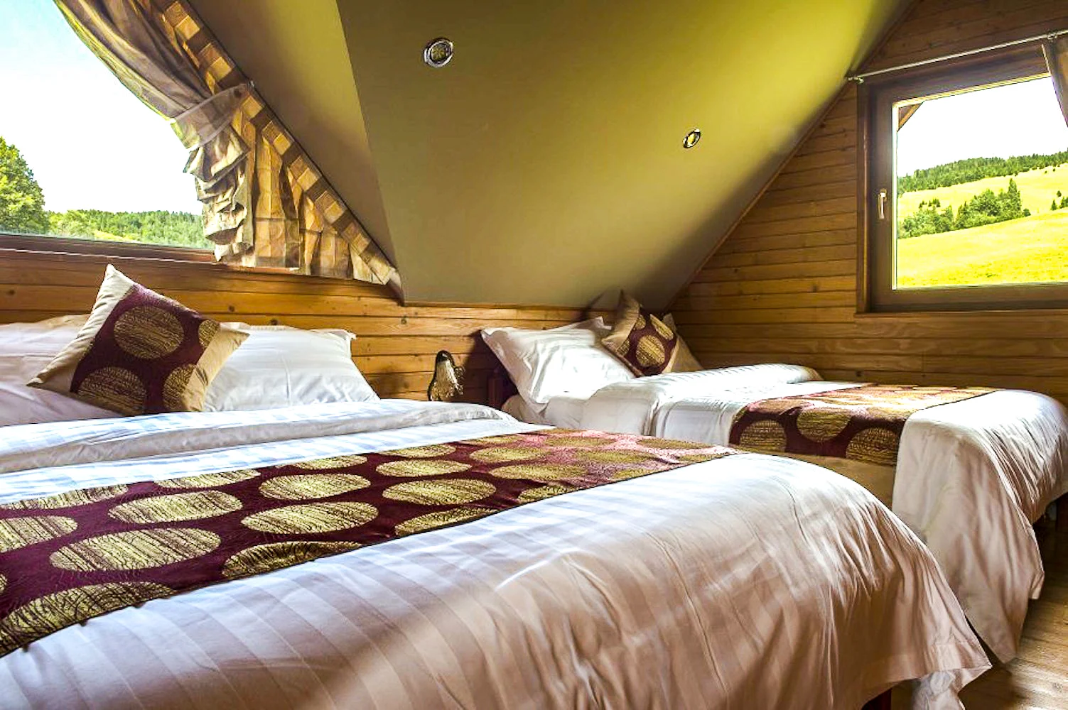 Komfortní chatky v nádherném prostředí Belianských Tater: pobyt vhodný pro rodiny i větší skupiny přátel