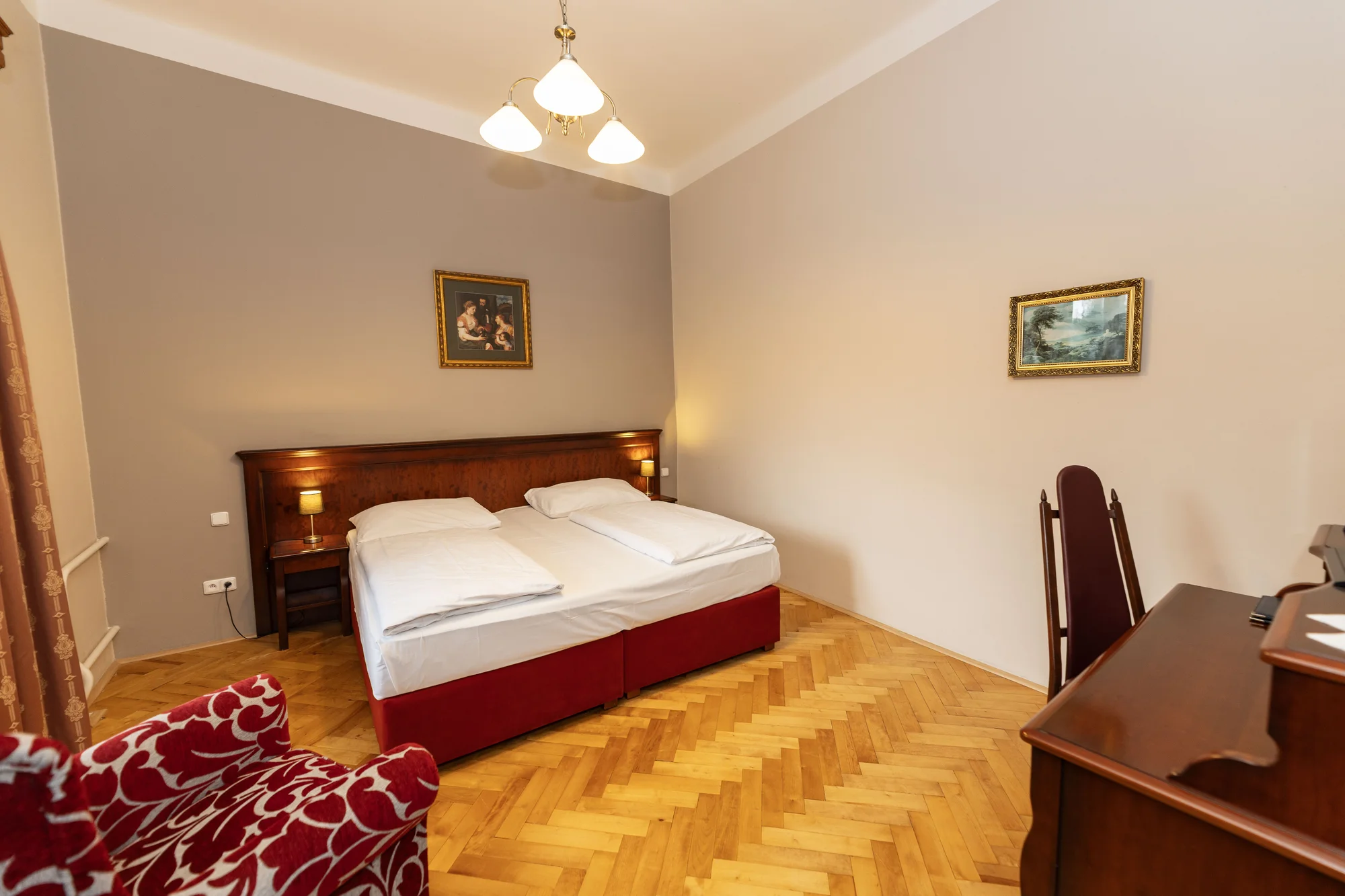 Zámek Hrubá Skála: polopenze, vstup do wellness i na vyhlídku, v ceně i procedury