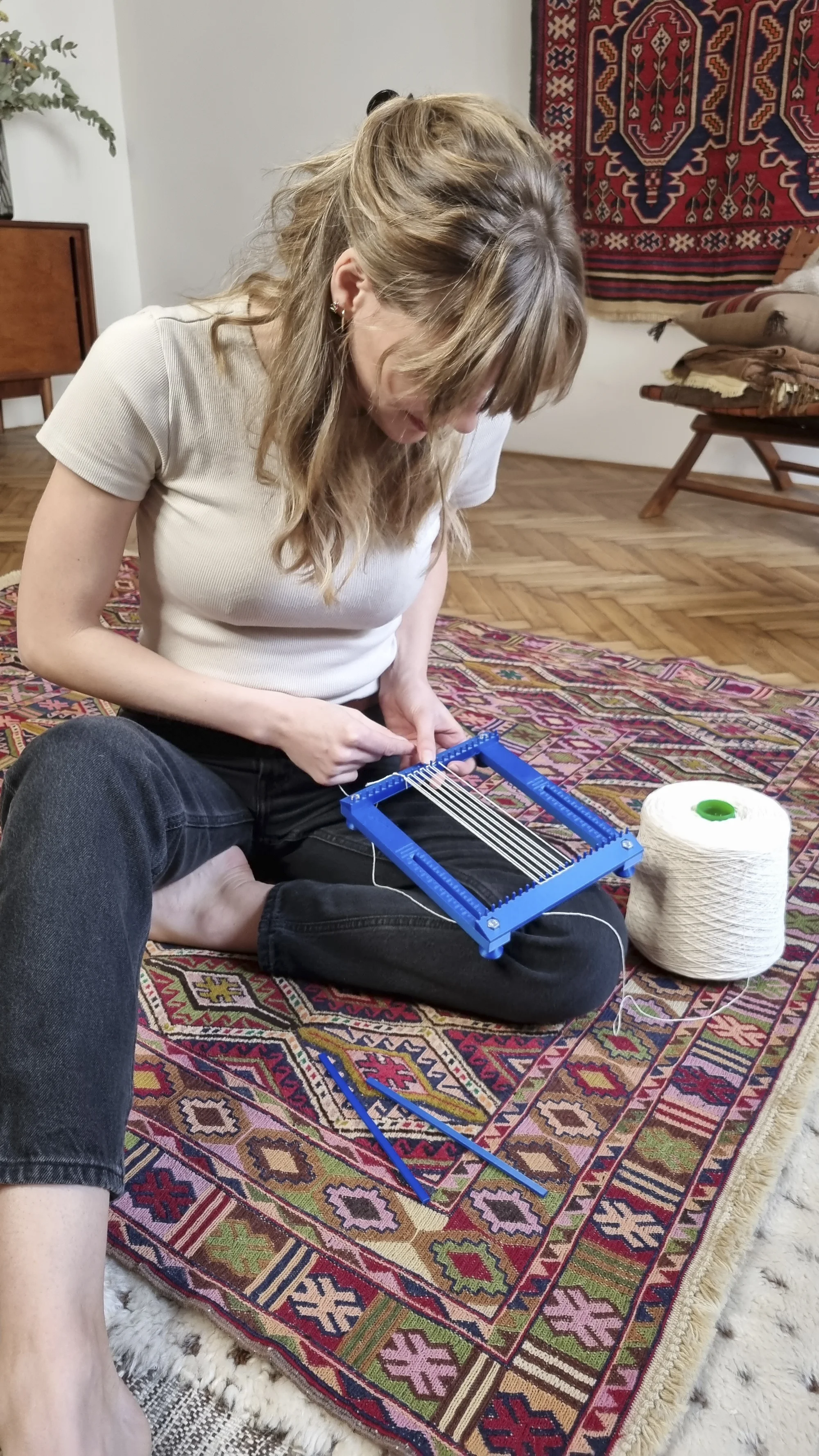 Odpočinkové kurzy tkaní: úplné základy, tvorba podtácku i tapiserie