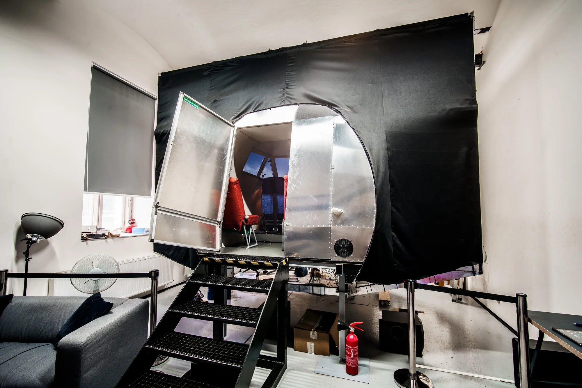 Simulátor letounu L410: 20-60 minut pilotování pro jednoho i romantický let pro dva